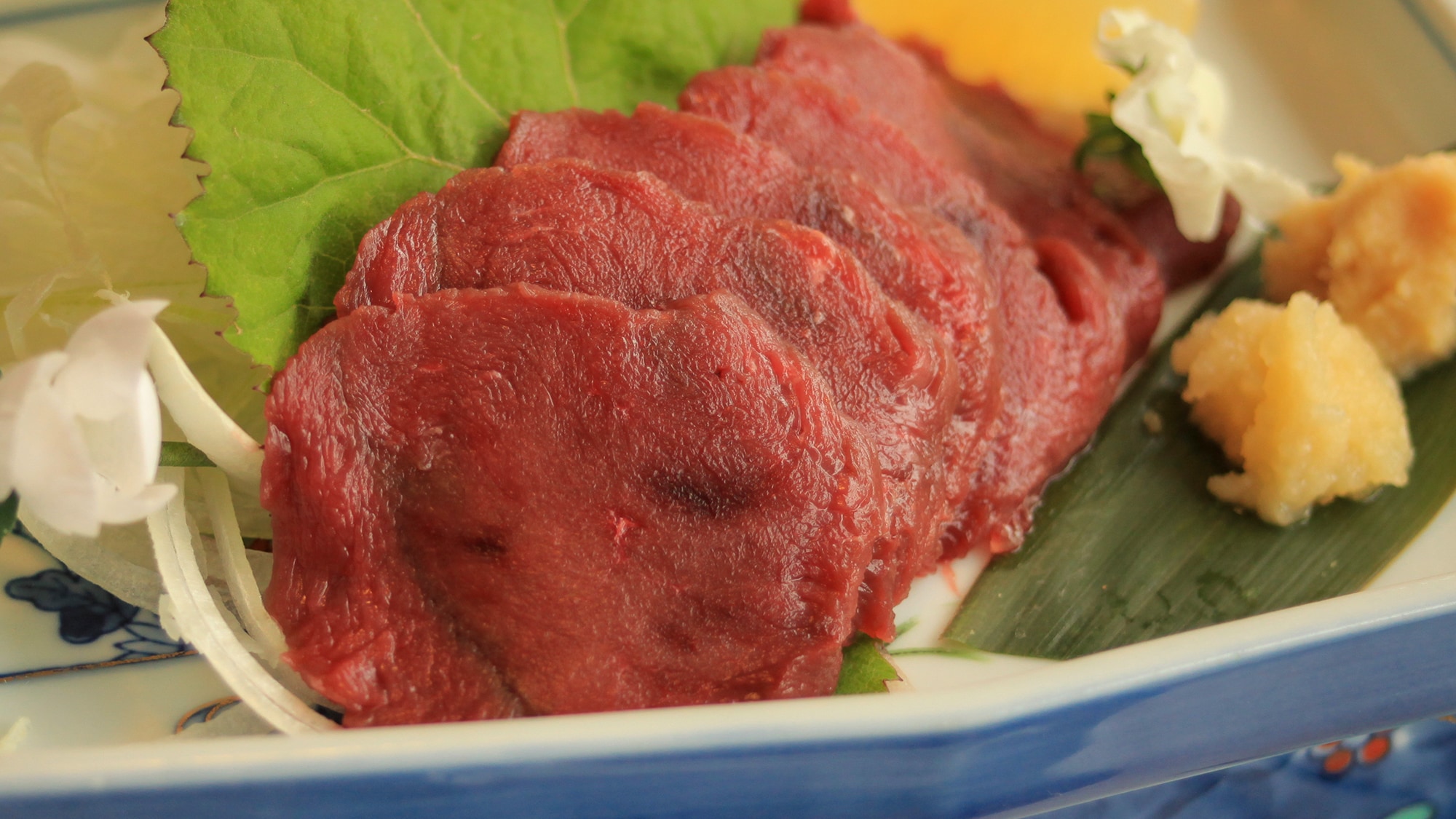 [Venison sashimi] Lunch menu