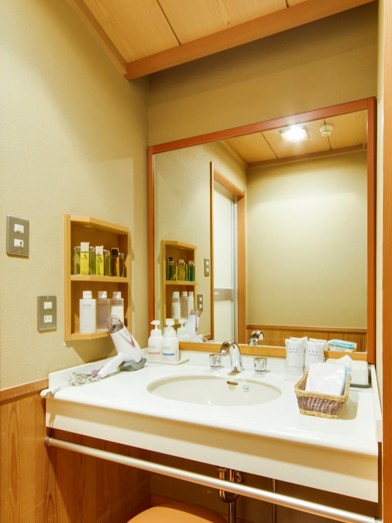 Kamar mandi standar gaya Jepang sisi Kawaguchiko 10 tikar tatami (contoh)