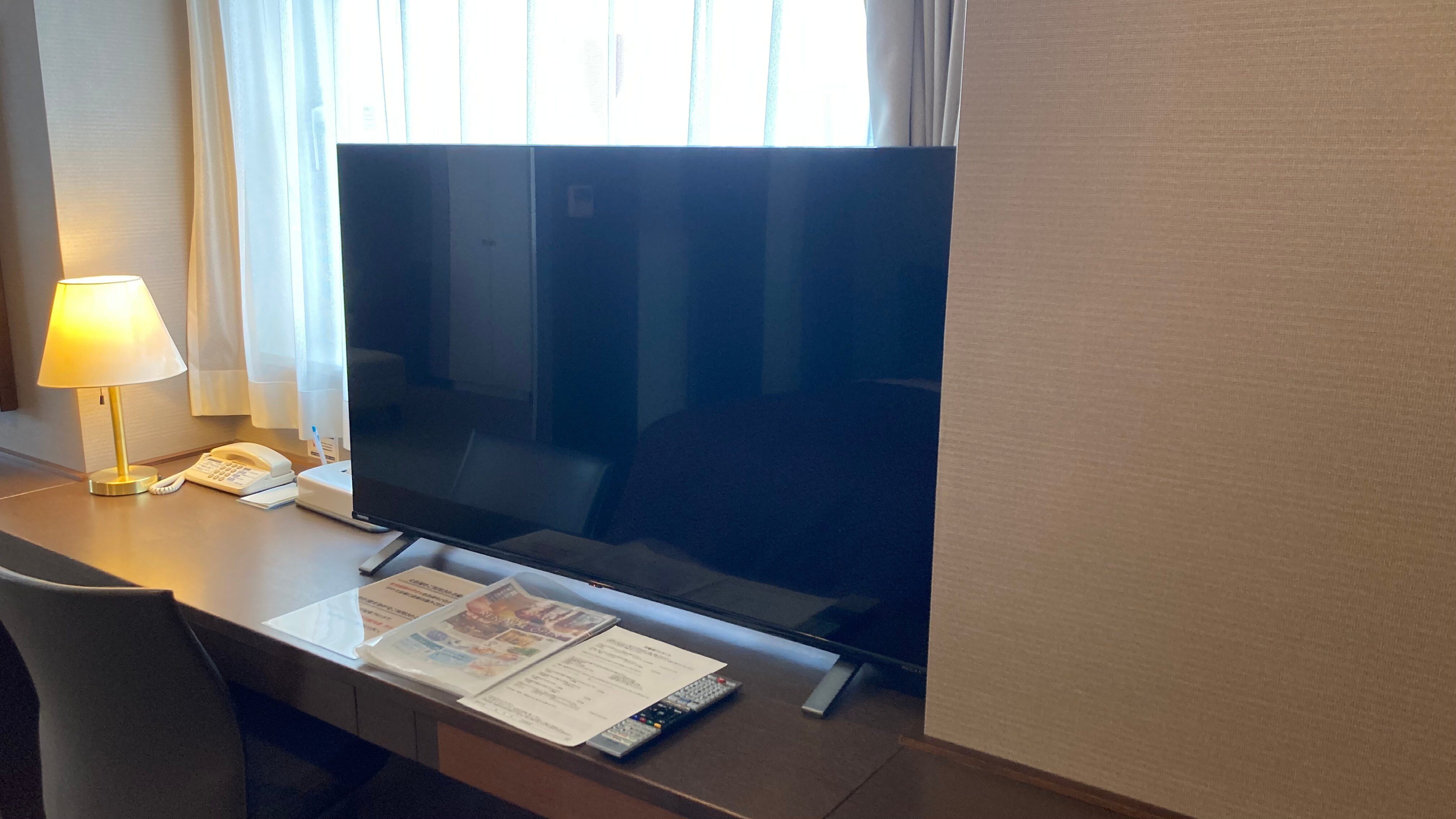 Kamar Deluxe Bergaya Barat dengan TV Twin