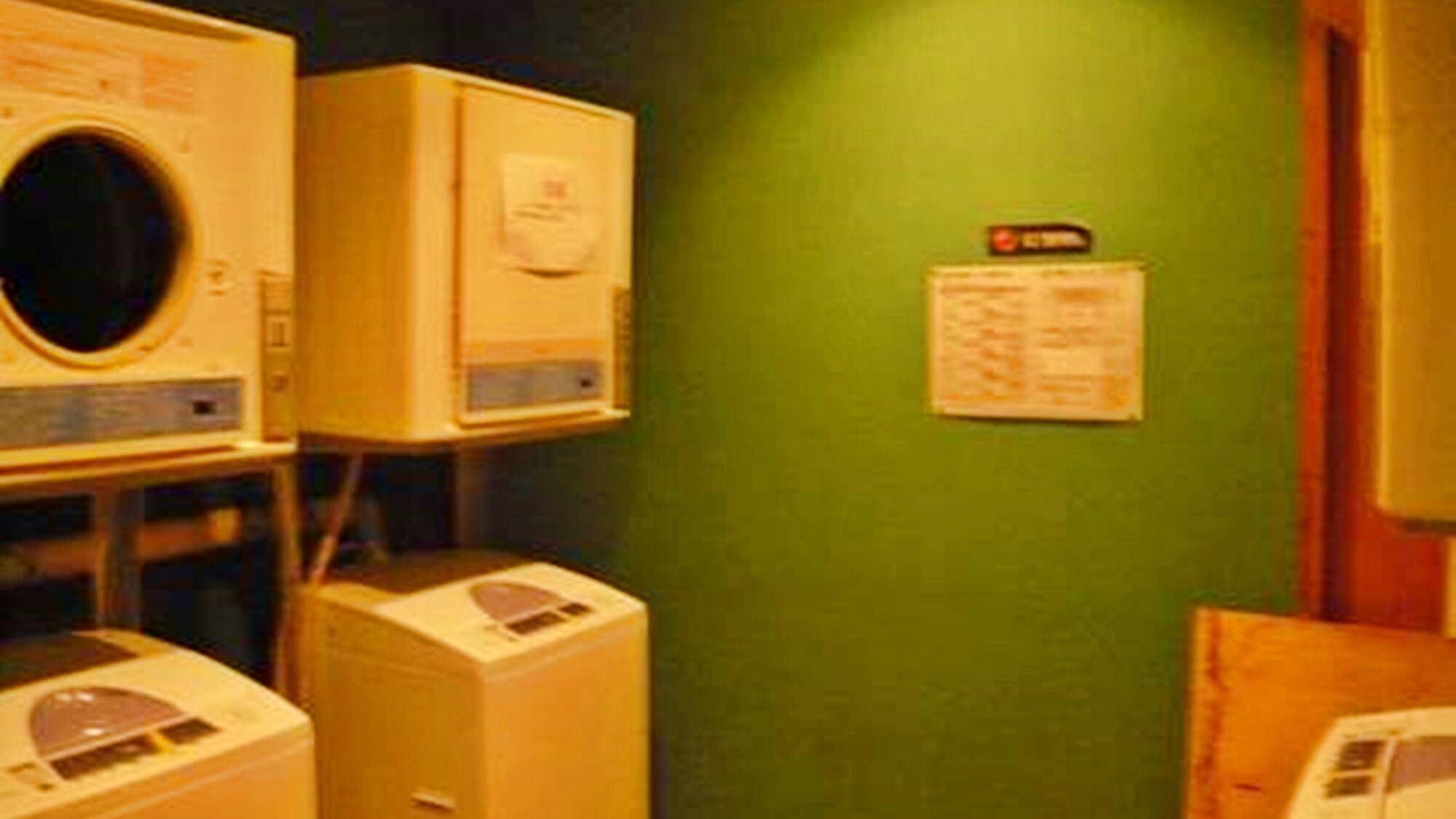 *Góc giặt ủi
