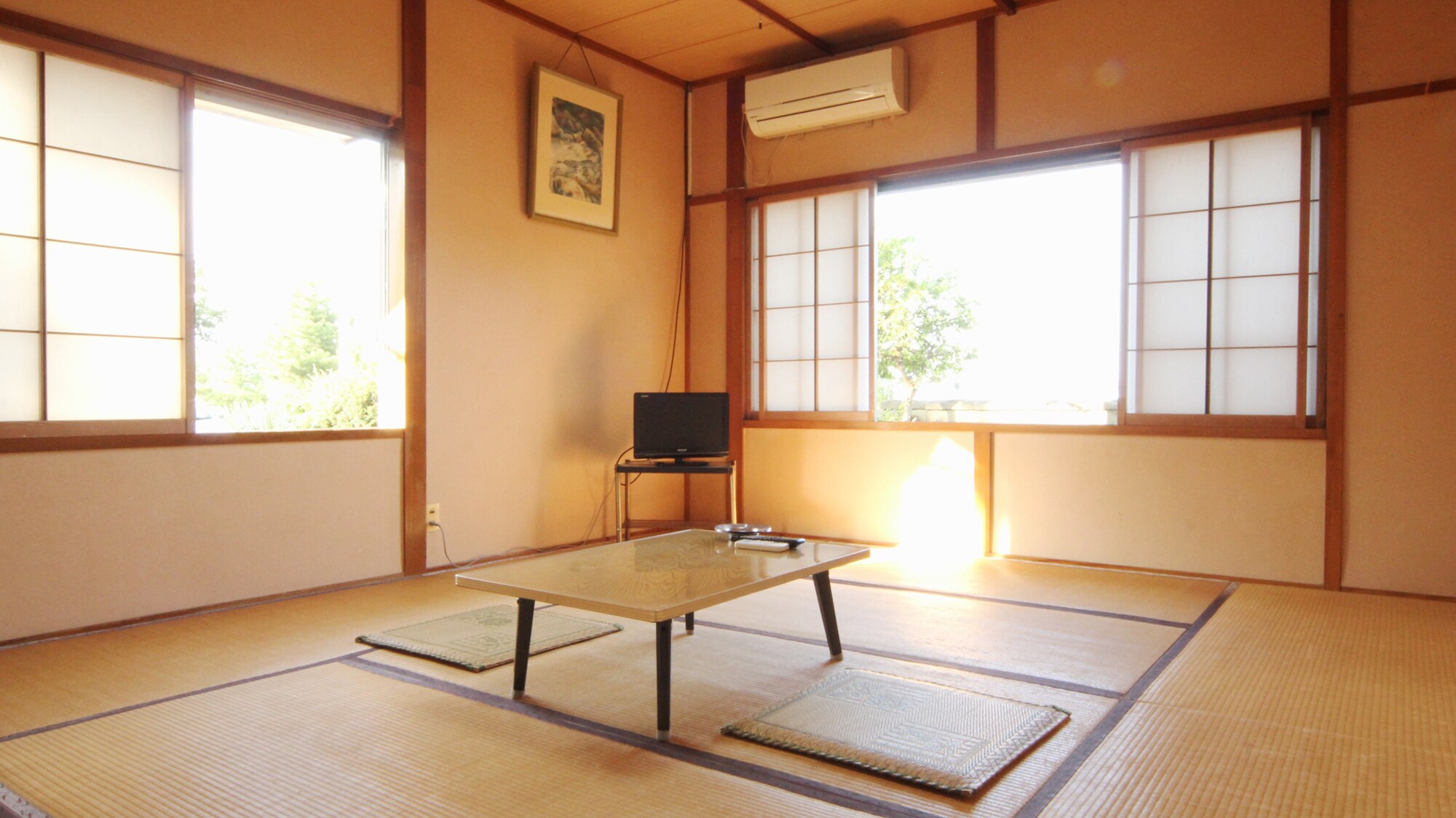[Guest room example]