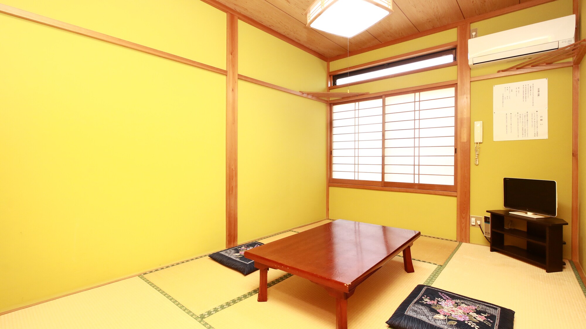 *[Non-smoking Japanese-style room, 6 tatami mats]