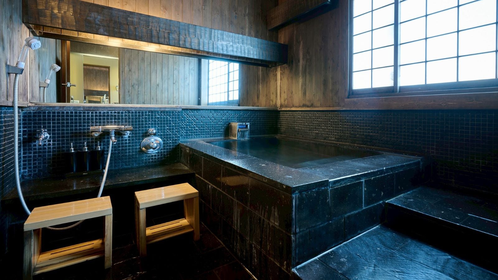 [Bath] 5F Family bath (artificial radium hot spring)