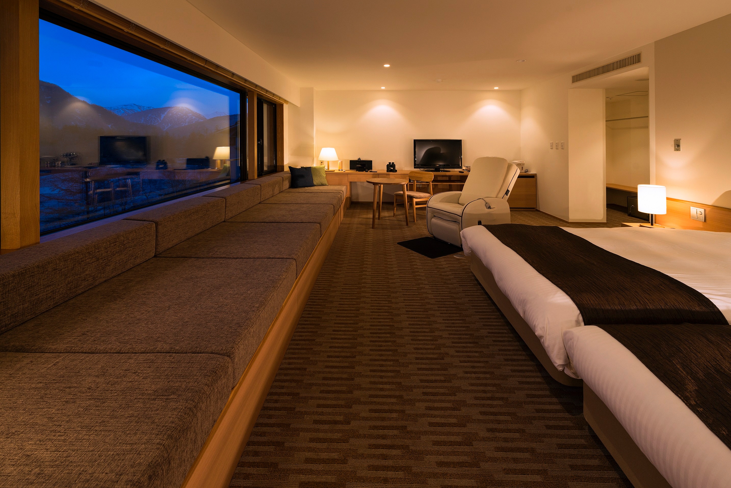 Premium theater twin night view