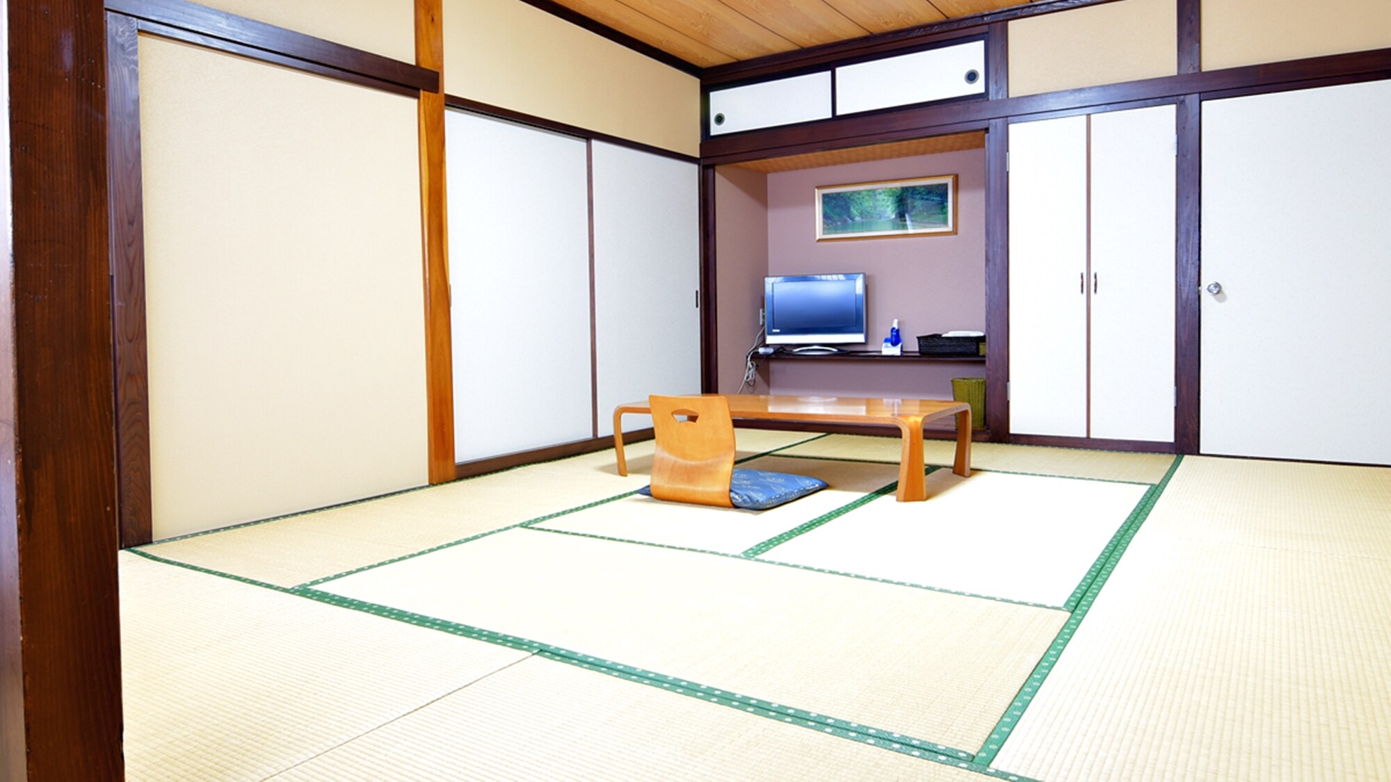 * [Example of room] The 8 tatami Japanese-style room has a calm atmosphere and is just right for a relaxing time ♪