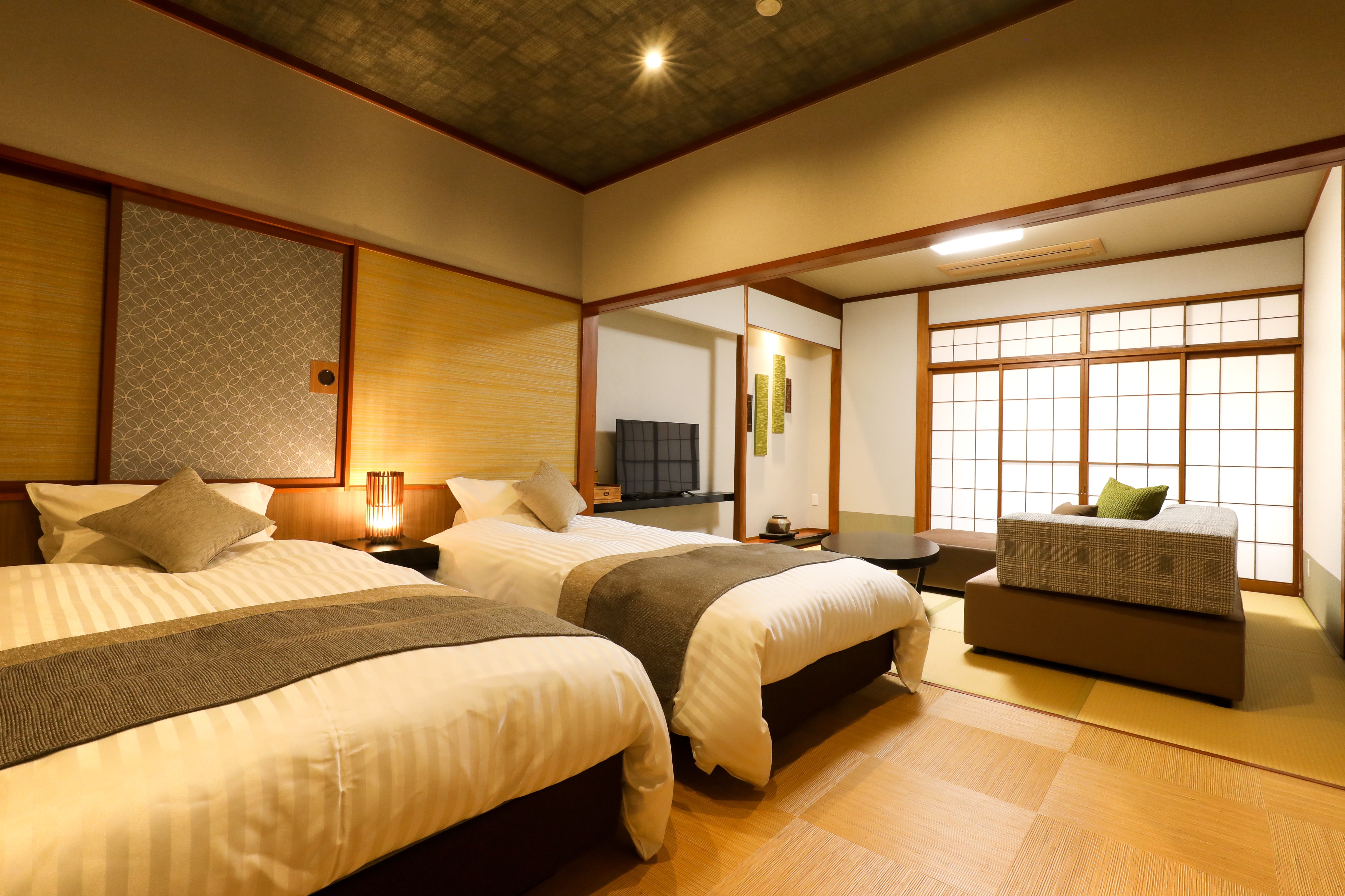 Renovated Japanese-Western room/203 Shirasagi