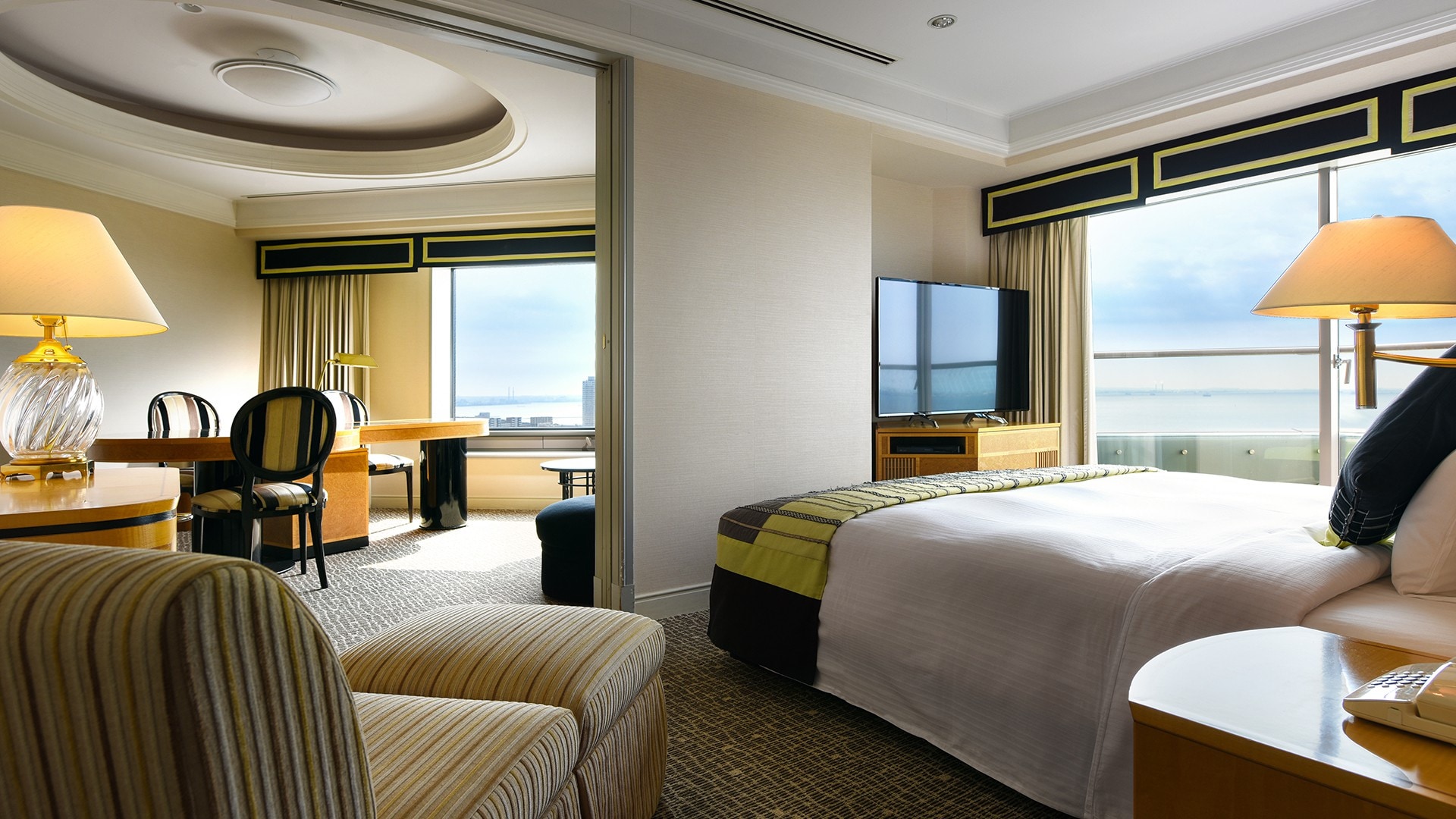 Balcony Suite Double (64㎡)