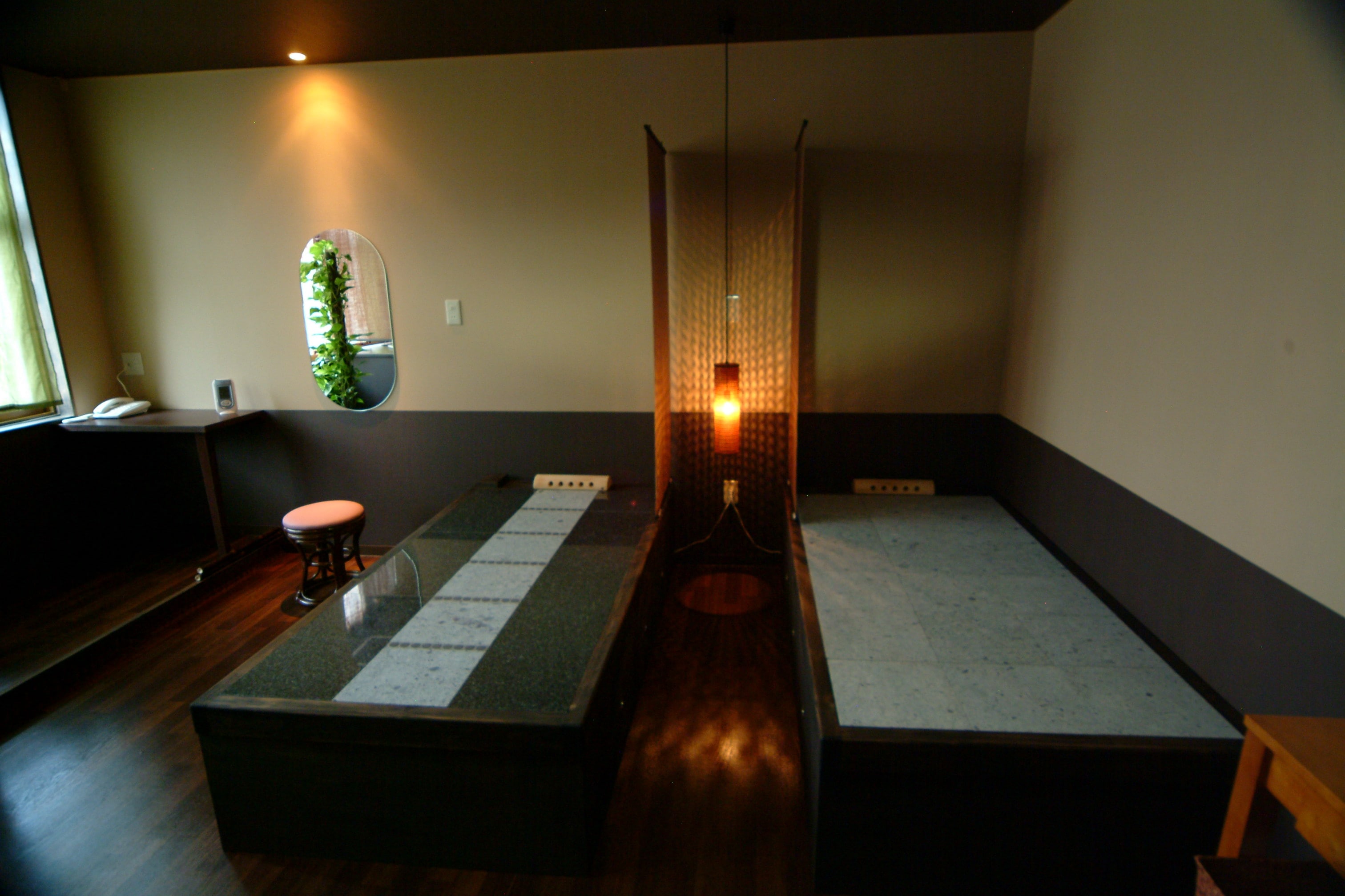 Bedrock bath
