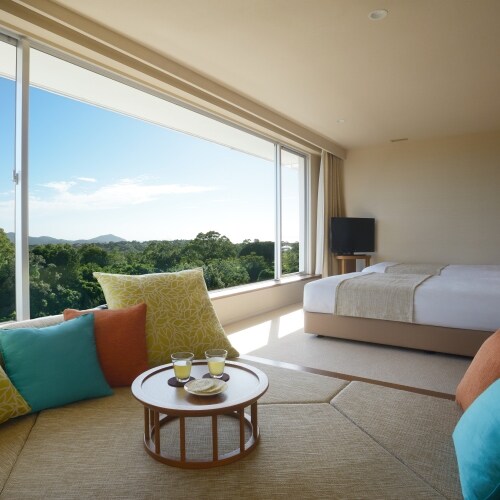 [Deluxe Room] The relaxing sofa space is very popular with children and women.