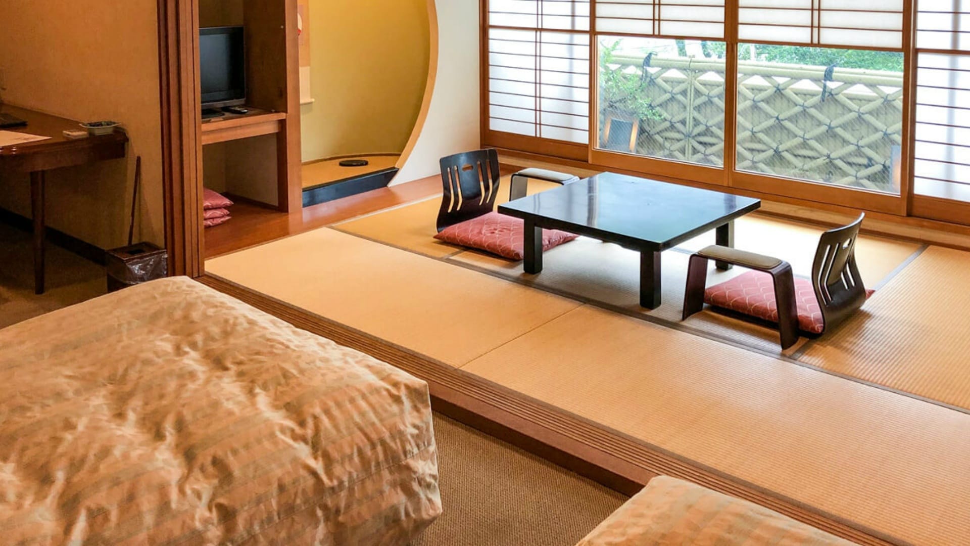 Japanese-Western style room