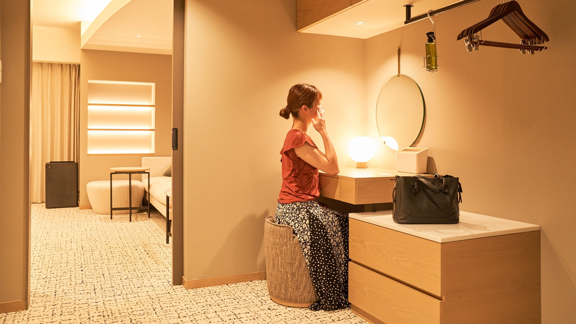 [Royal corner twin ~TSUGARU~] Vanity table that can be used calmly