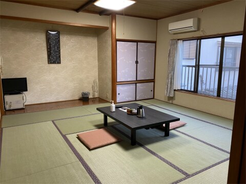 鯛魚之間