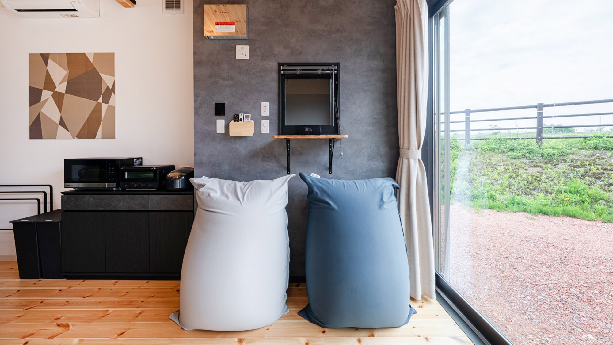 ・[โยกิโบ] สัมผัสประสบการณ์ความสบายจากเก้าอี้ที่โอบรับร่างกายของคุณอย่างอ่อนโยน