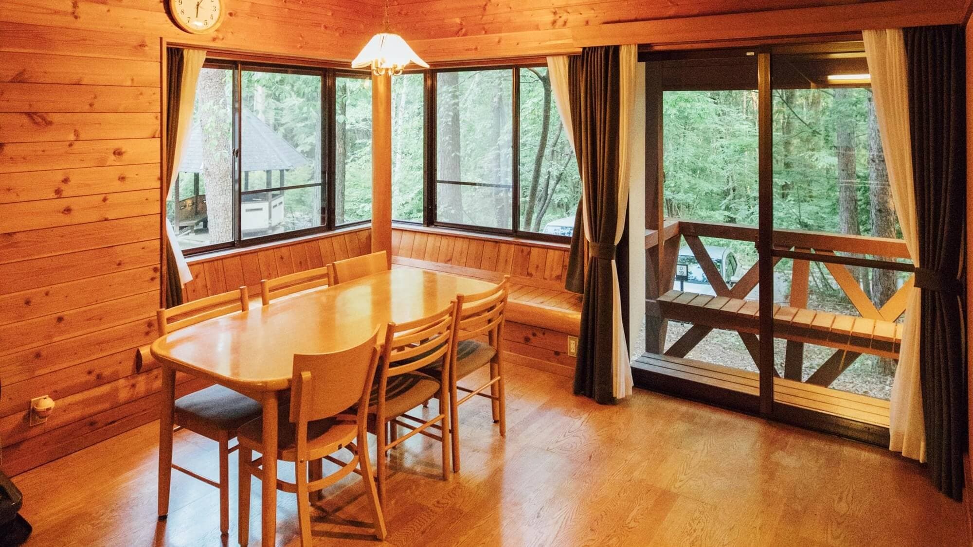 [Kitchen Included: Standard] Interior Example