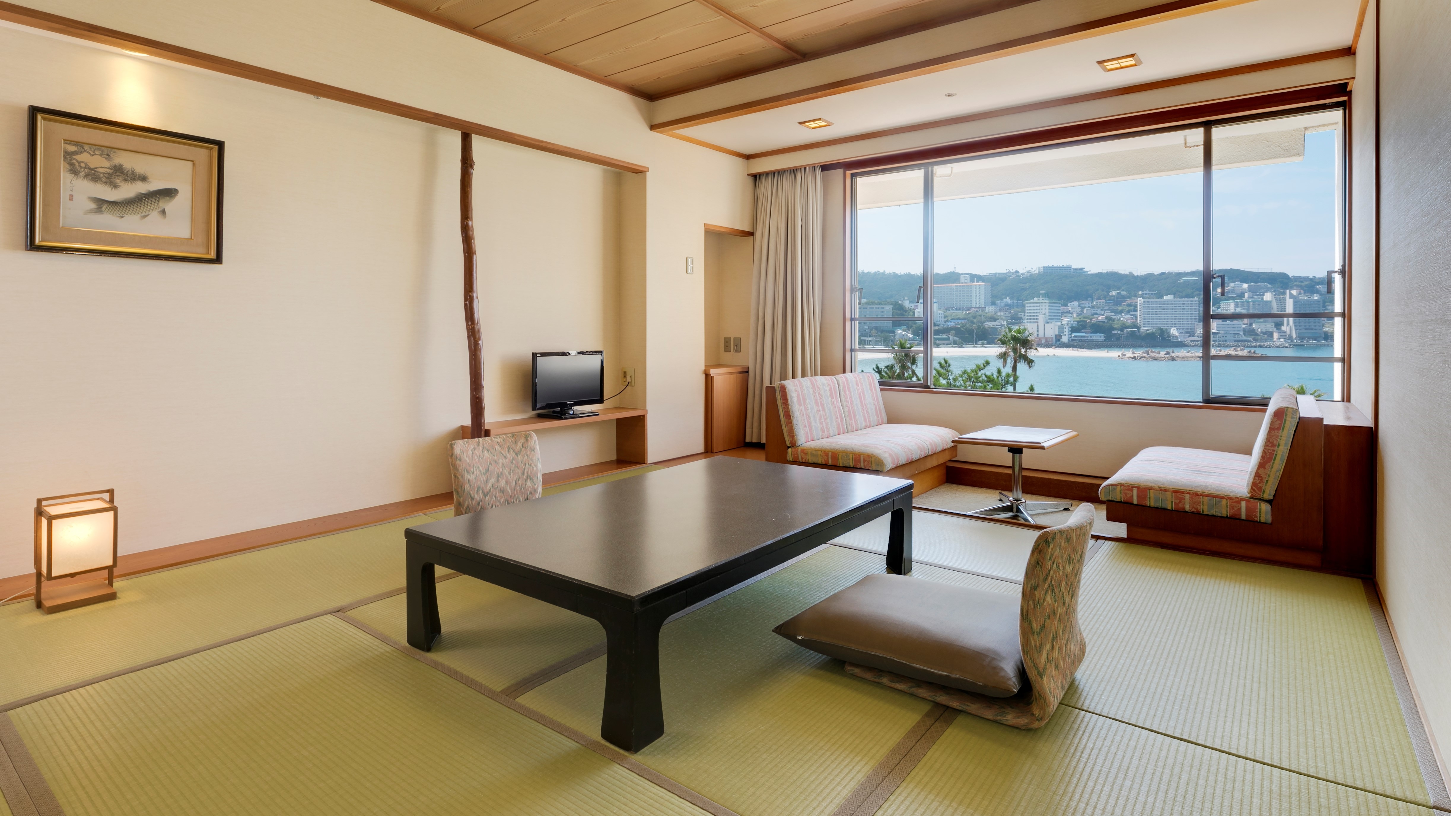 [Standard Japanese-style room] (10 tatami mats) 35 square meters, room type with the largest number of guest rooms (capacity 4 people)