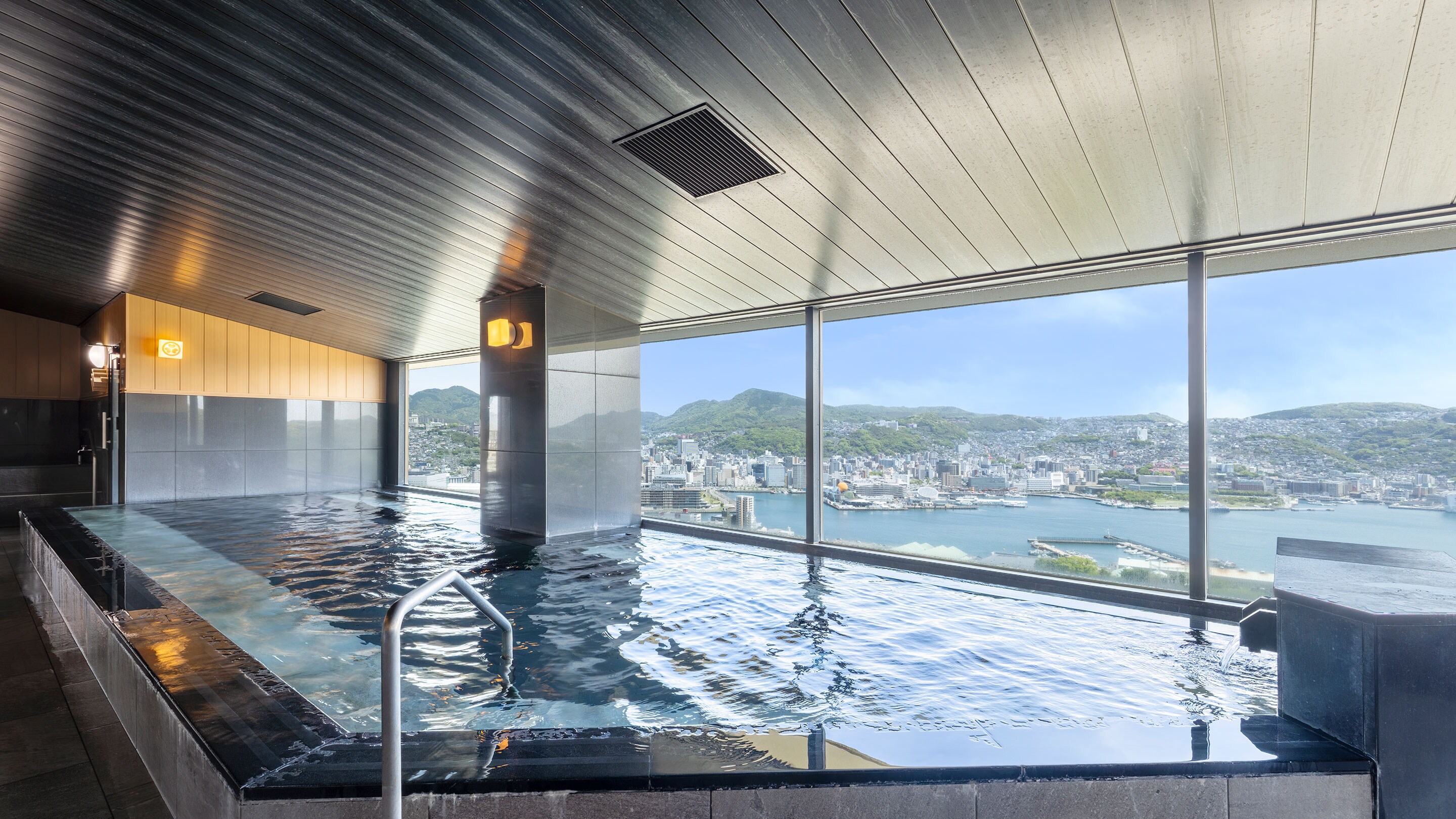 Indoor bath - Panoramic view bath