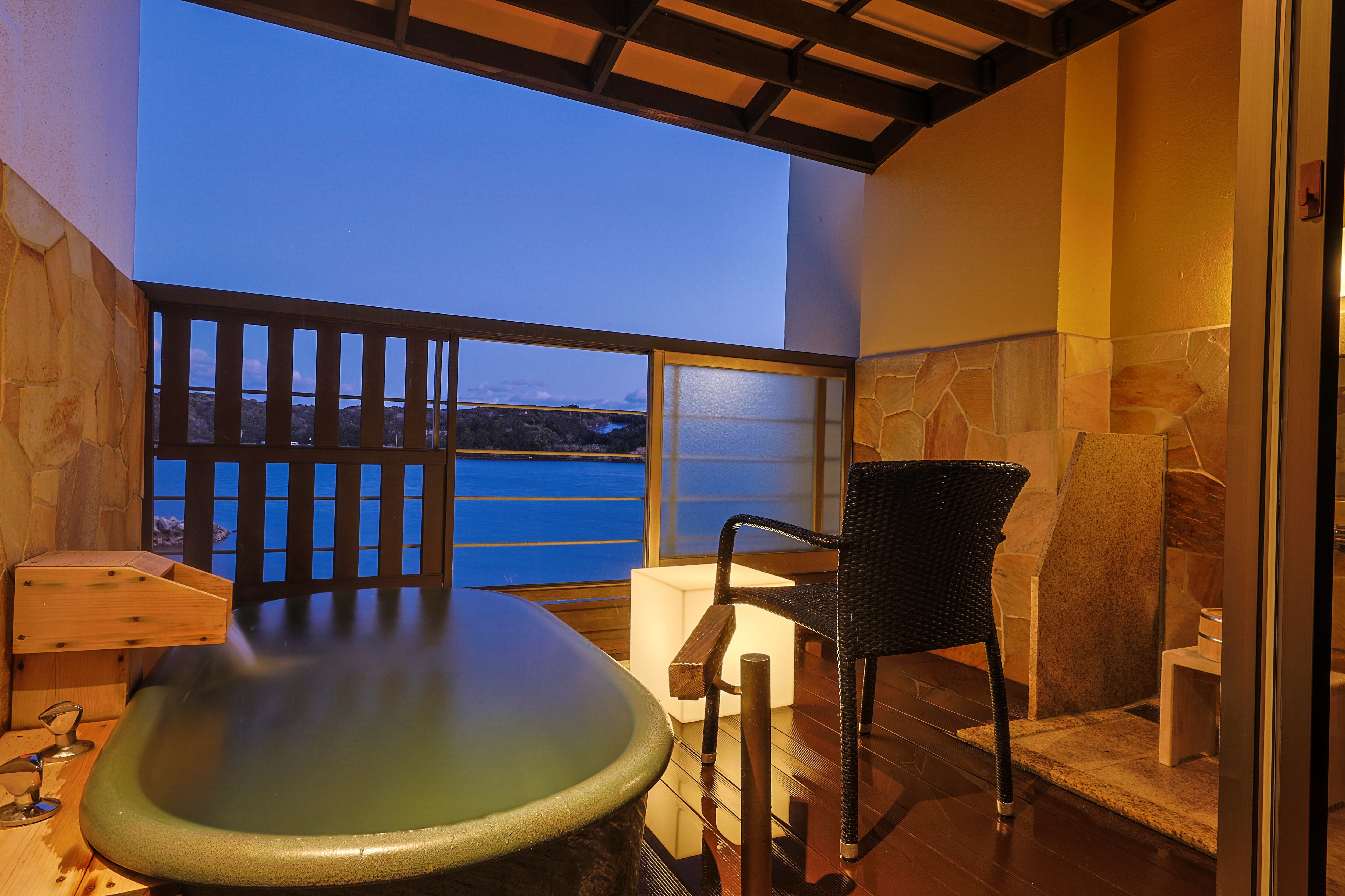 Open-air bath in guest room (double)