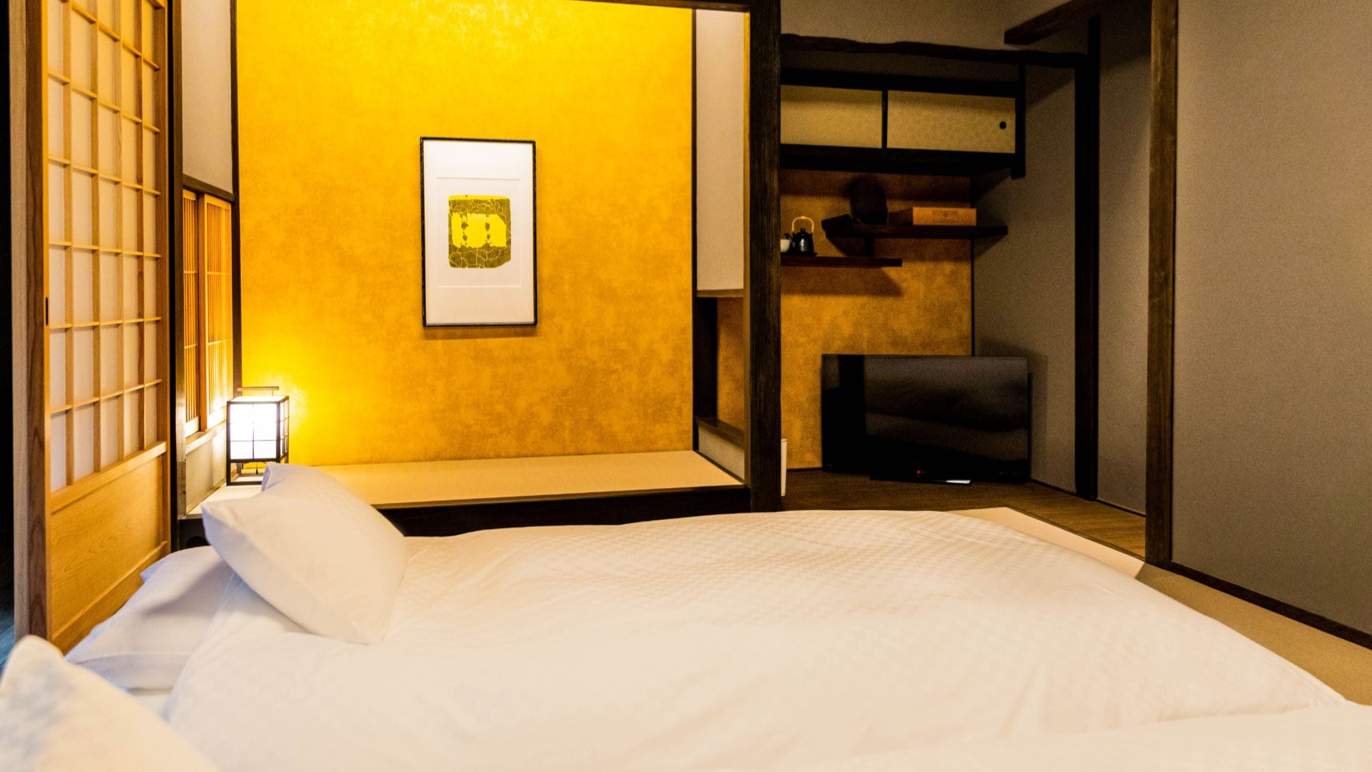 [Annex] MACHIYA Room (Japanese-style room with small garden)