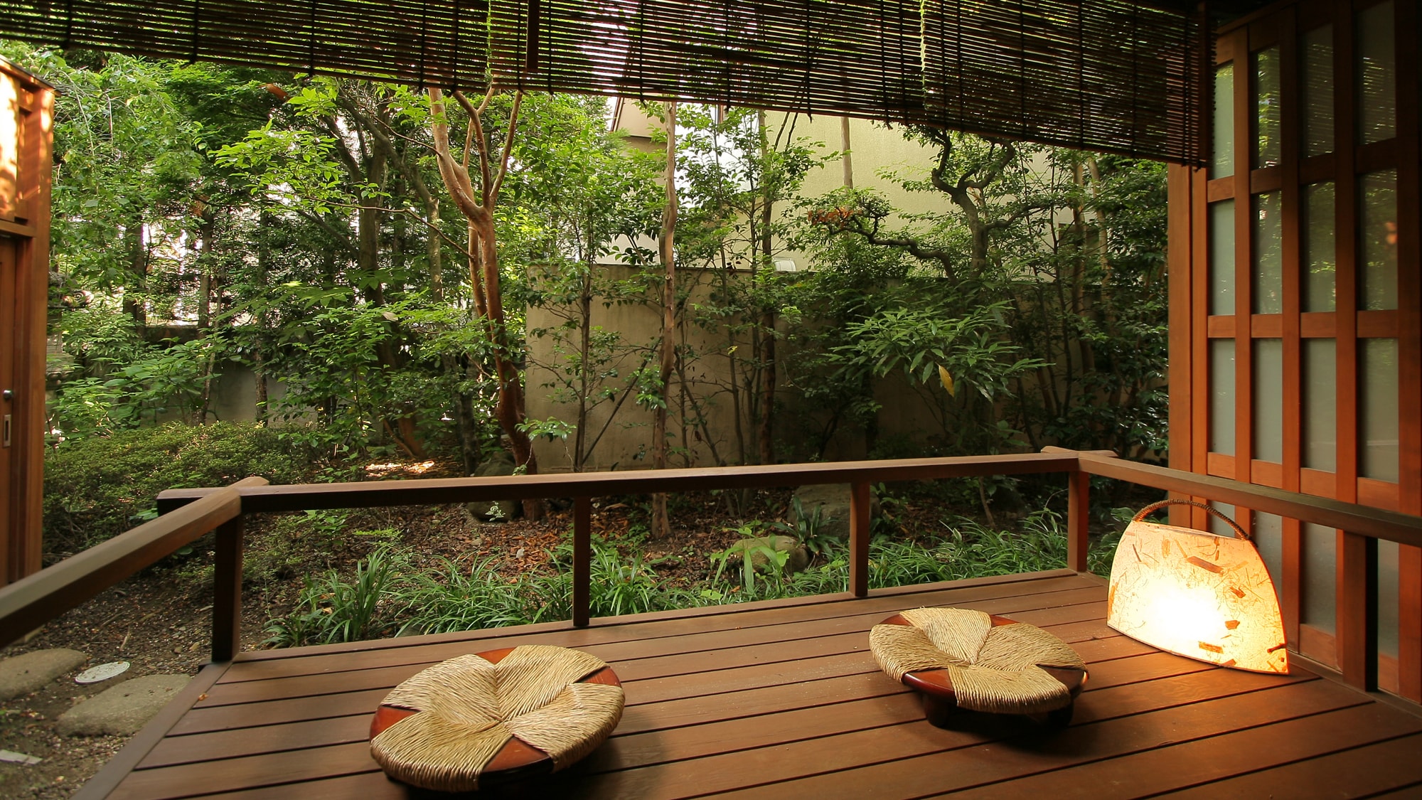 The porch of a special room with an open-air bath of cypress