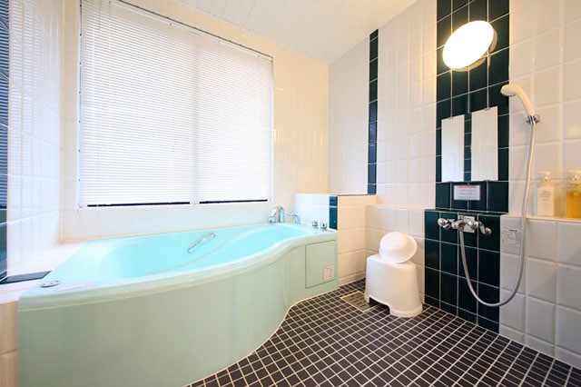 Mentha / bathroom