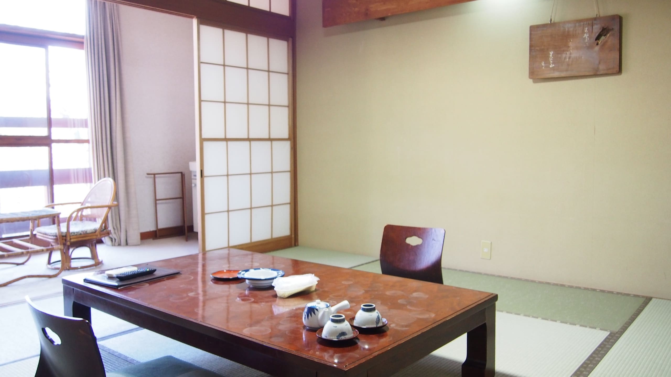 Contoh kamar bergaya Jepang dengan 10 tikar tatami dan toilet berpemanas