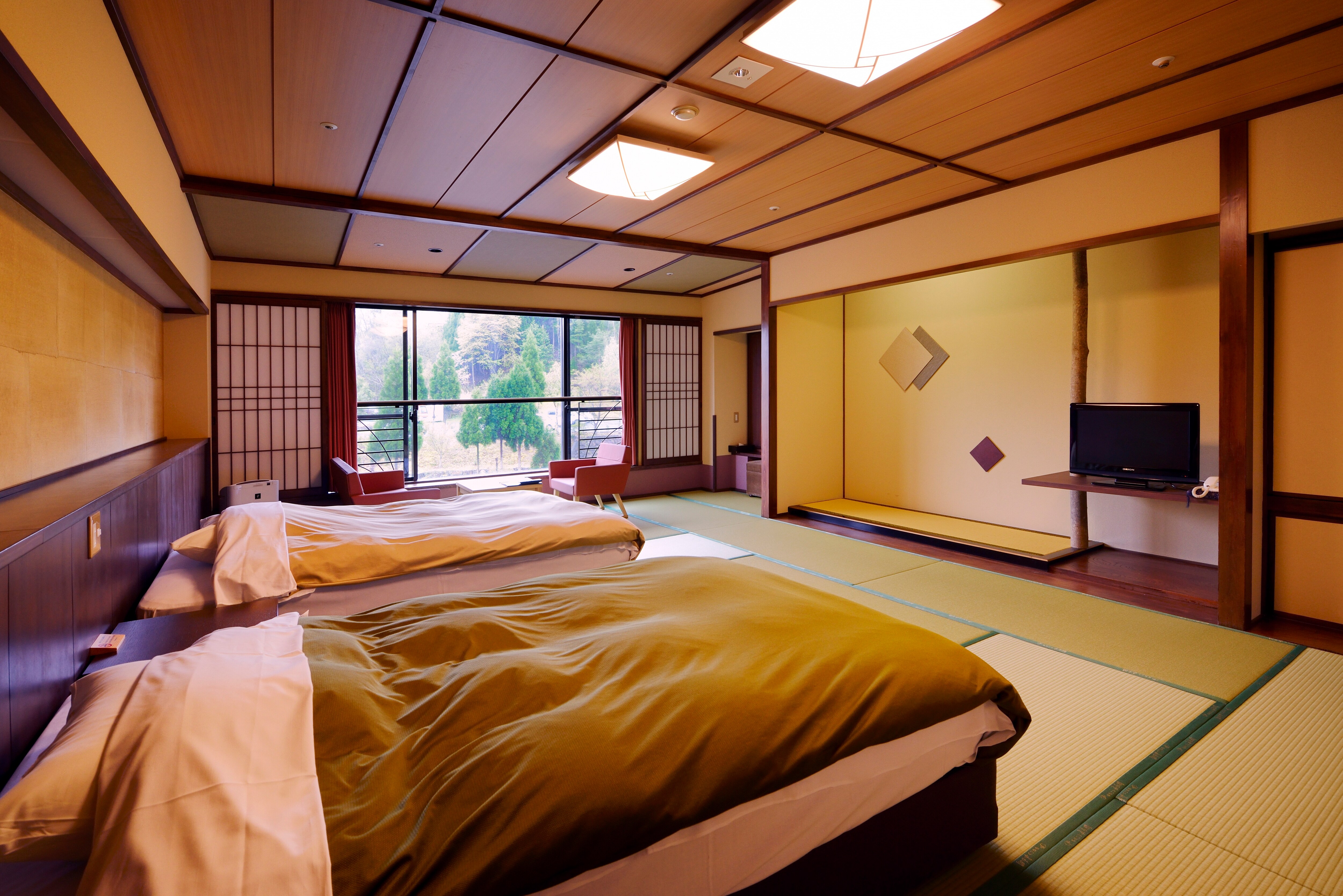 อาคารหลัก ชั้น 4 "ห้องสไตล์ญี่ปุ่นสมัยใหม่ (ปลอดบุหรี่)"