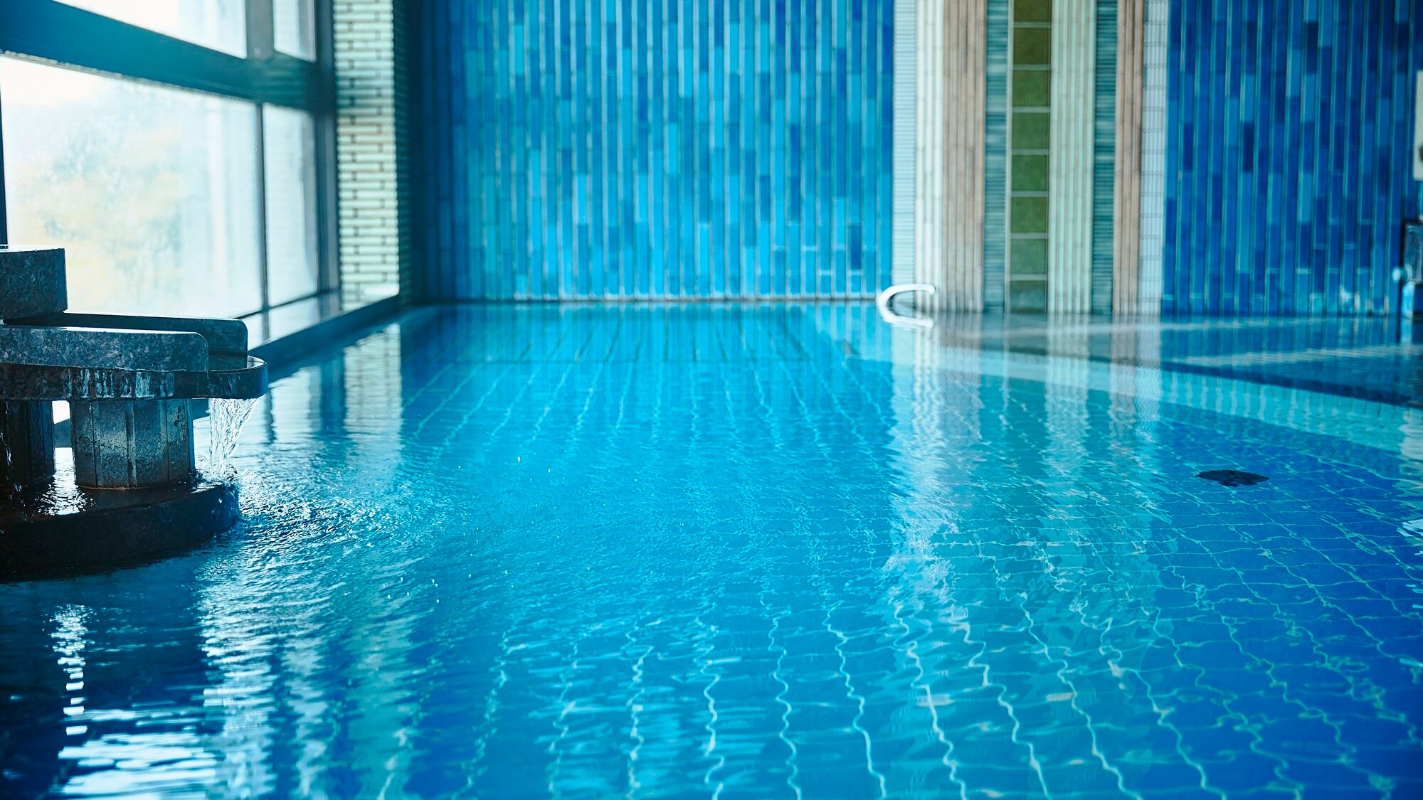 ห้องอาบน้ำสาธารณะขนาดใหญ่/ห้องอาบน้ำชาย