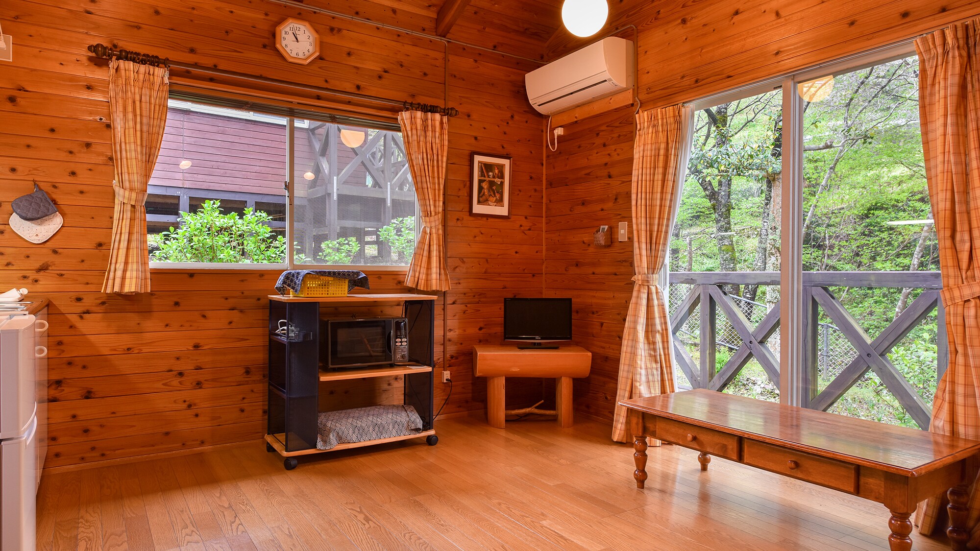 *山间小屋风格小屋 [2 张床 + 3 张蒲团] 示例