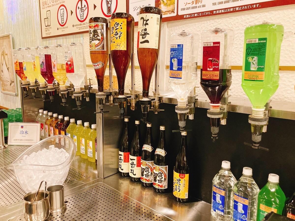 All-you-can-drink from about 20 types of alcohol!