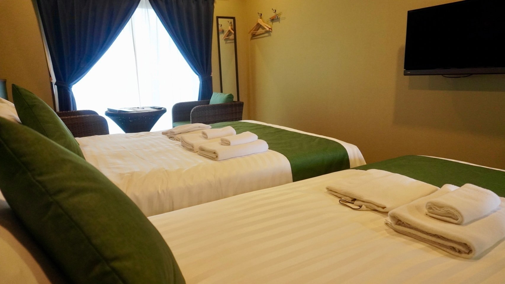 Deluxe Twin (Capacity 3 people, 2F) Single + Double Bed