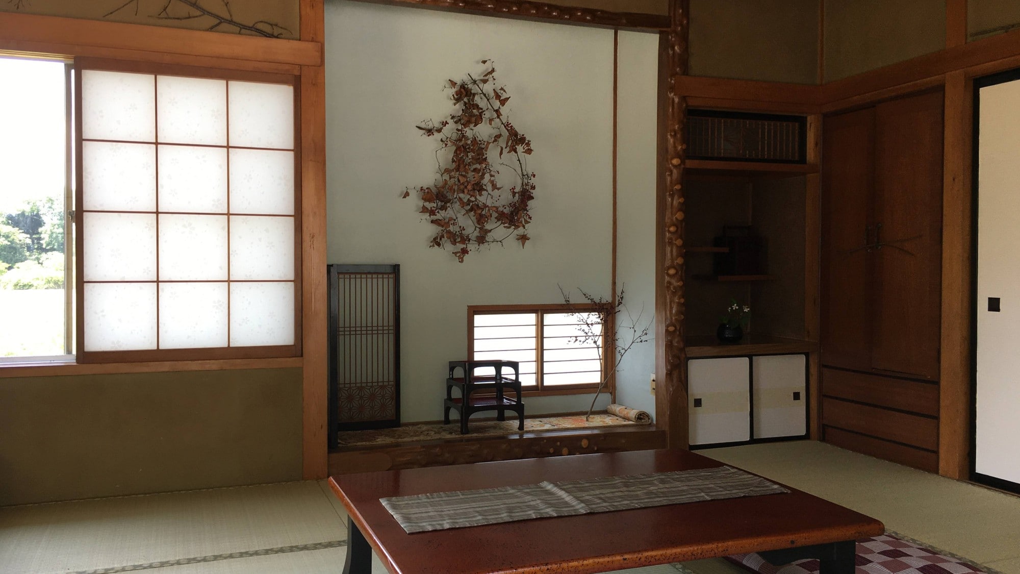 [10 tatami mat room (2)] 10 tatami mat guest room