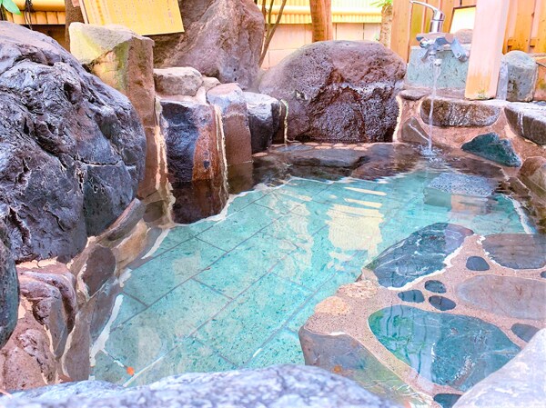R106 Guest room open-air bath