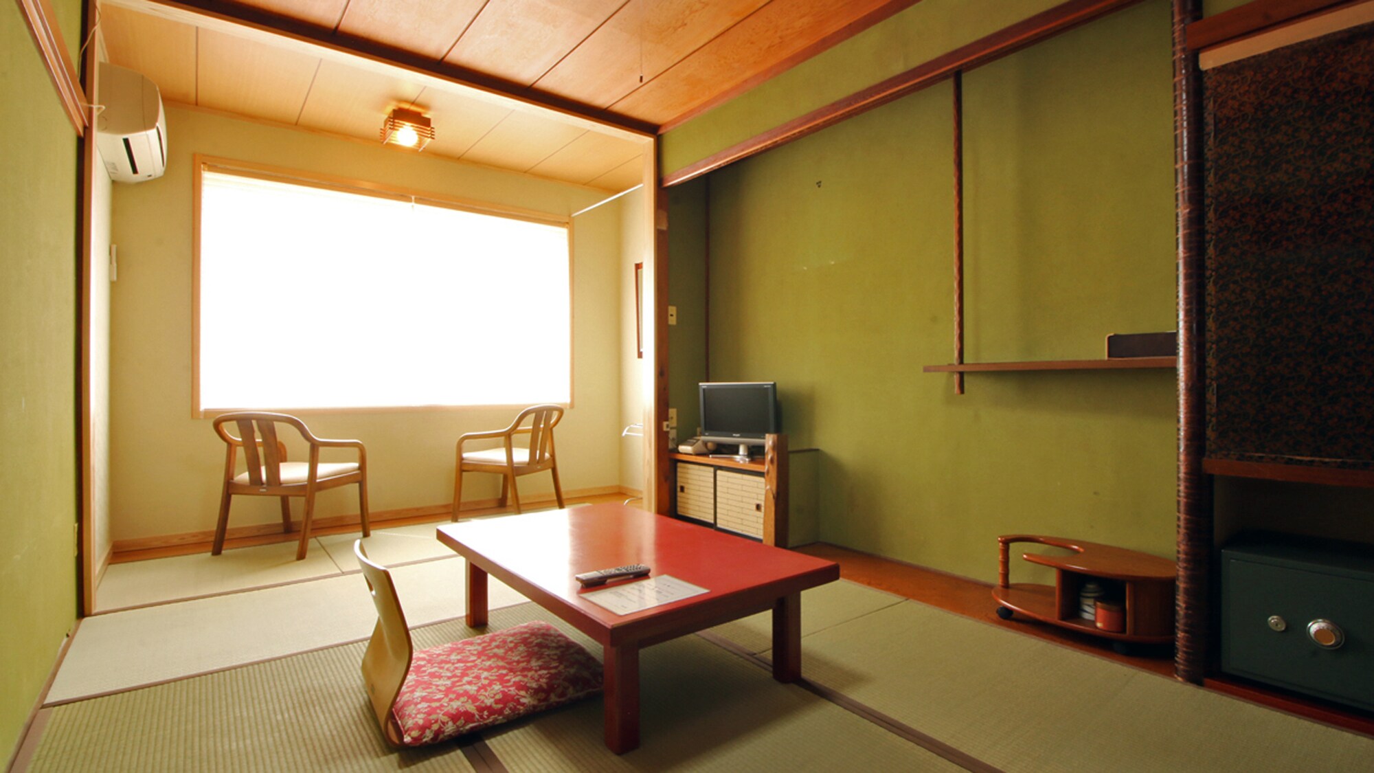 [Ví dụ phòng khách: 8 tấm chiếu tatami]