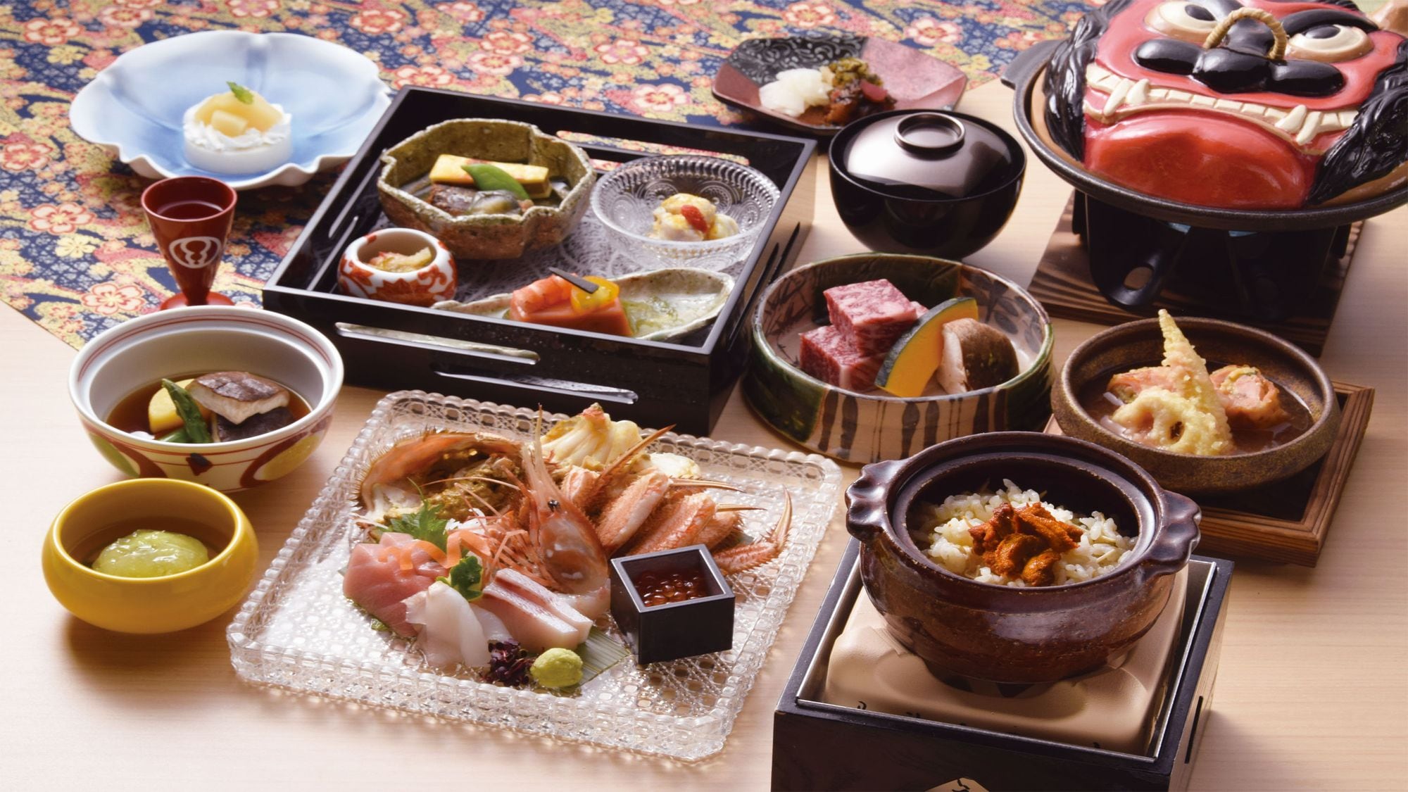 【客房送餐服务 - 晚餐】泷本御膳（六月至八月套餐示例）