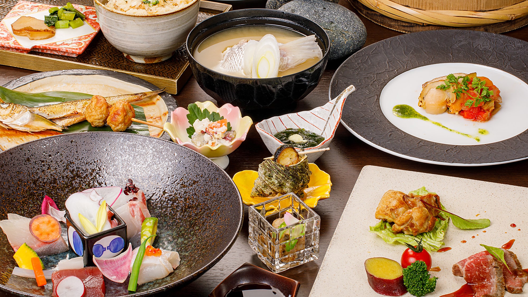 Image of a seasonal Japanese course meal