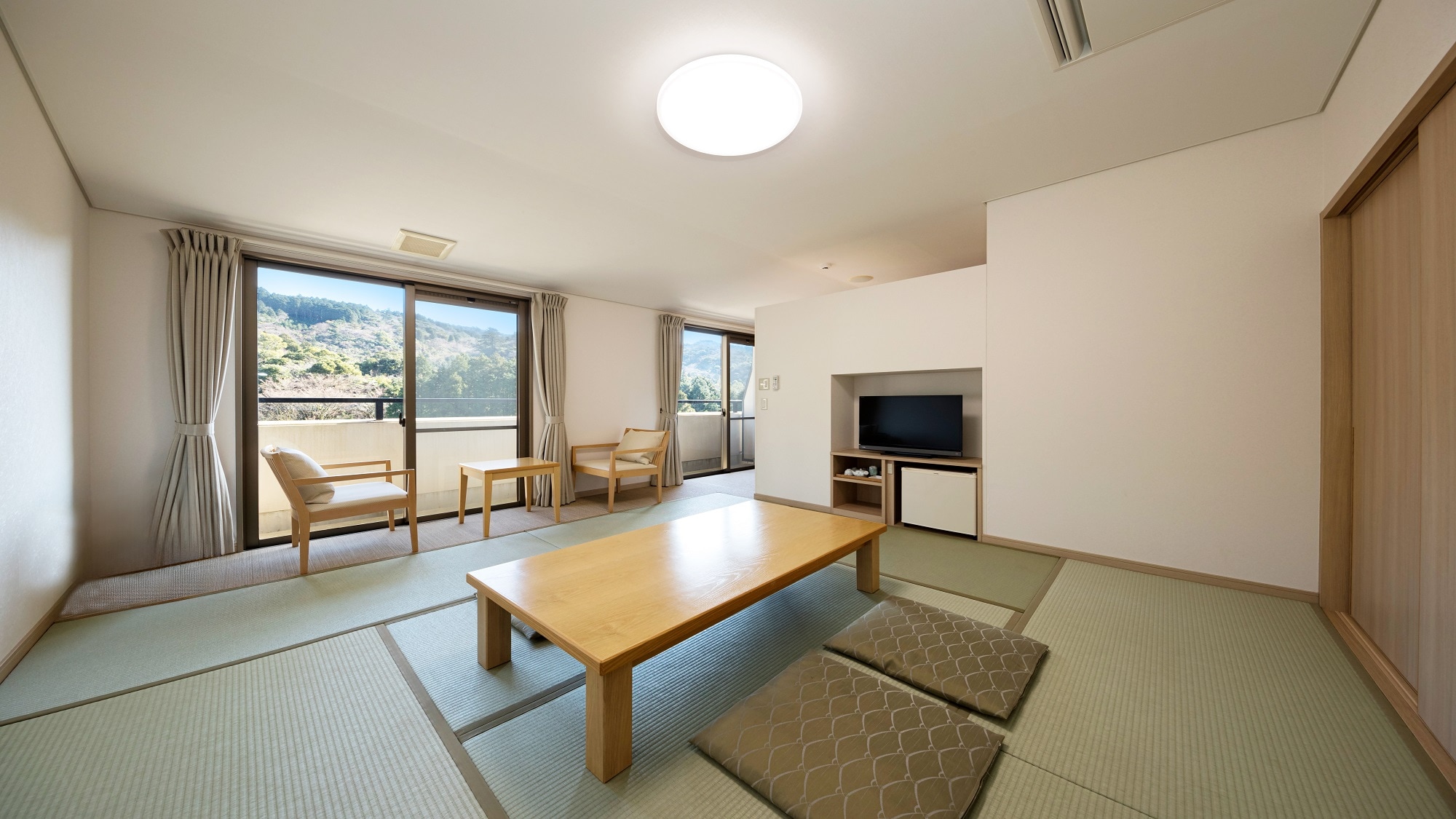 Modern Japanese-style room [8 tatami mat type]