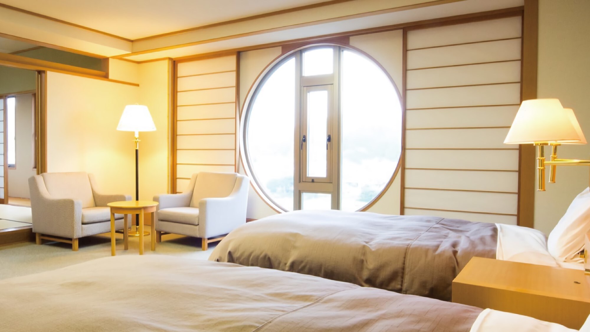 [Phòng đặc biệt kiểu Nhật-Tây] 85m2 có bồn tắm bằng cây bách!