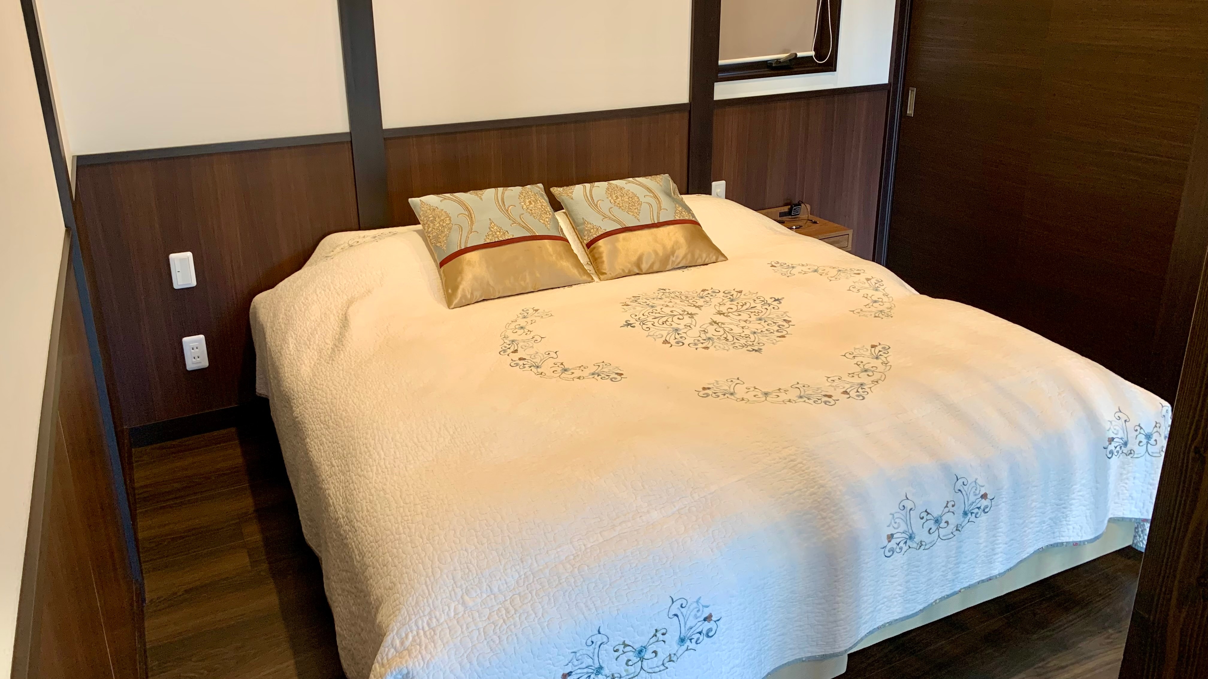 King bed (width 200cm) [King bed room]