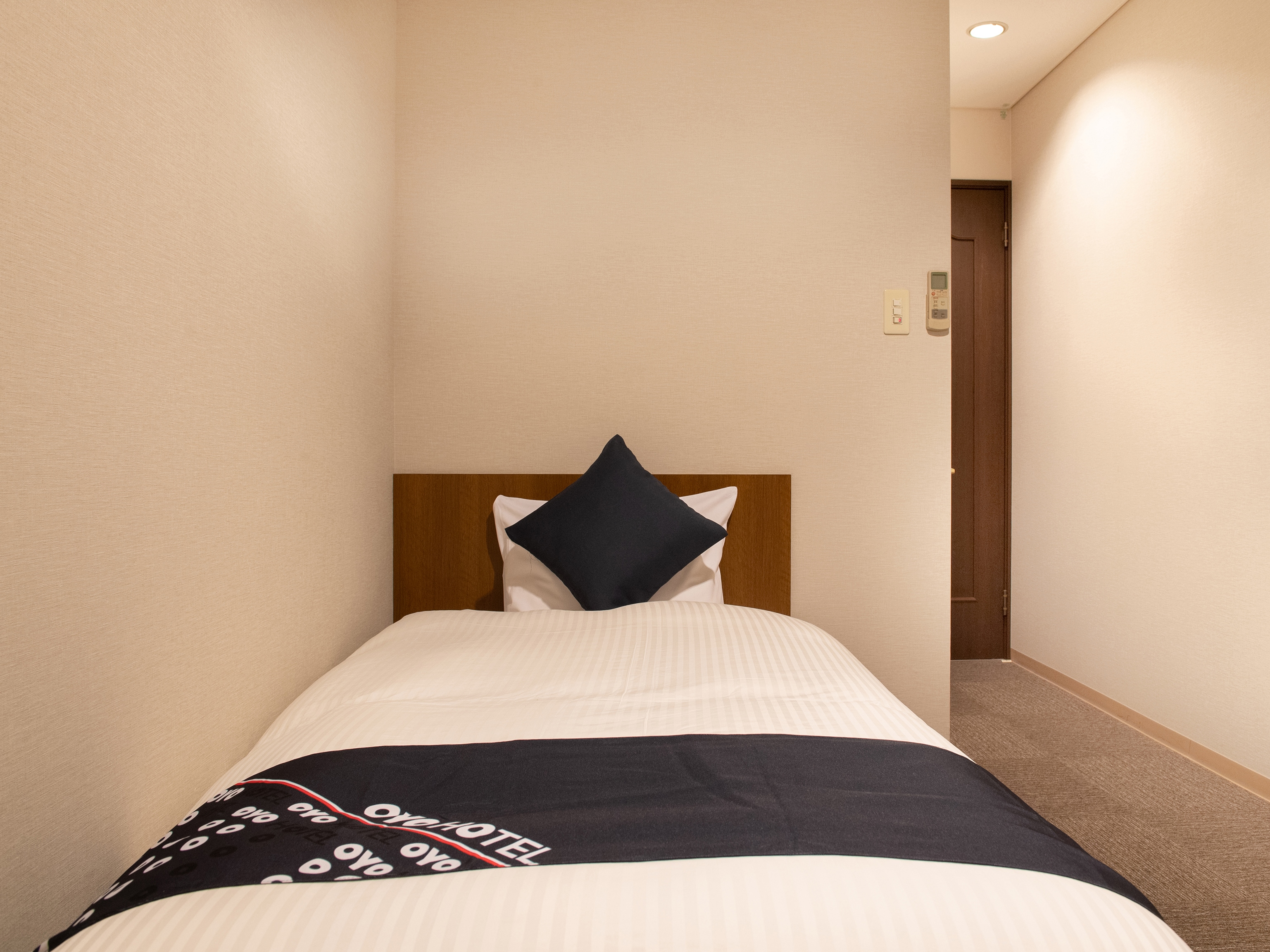 [Smoking] Single room (no bath)