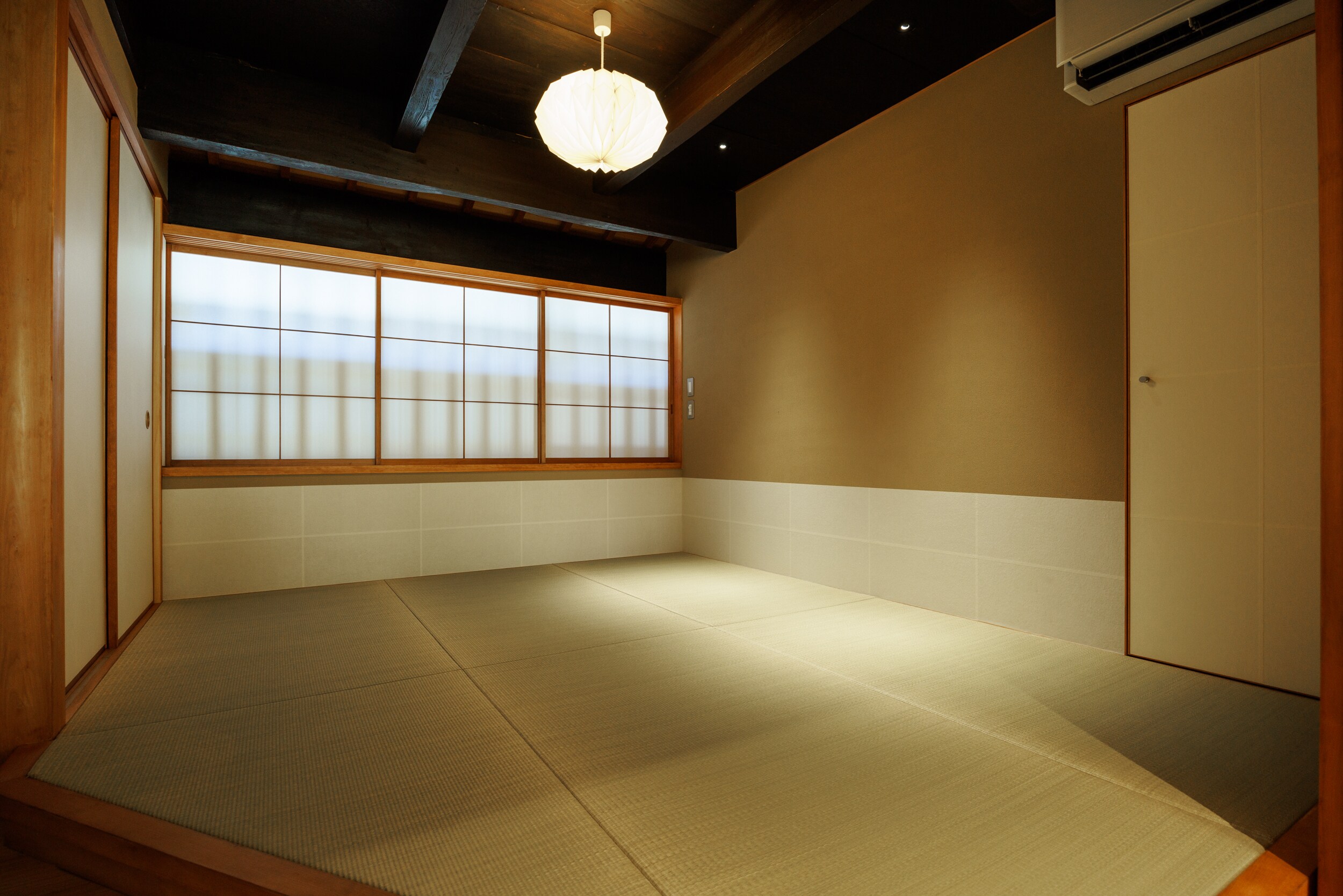 Omoya Japanese-style room