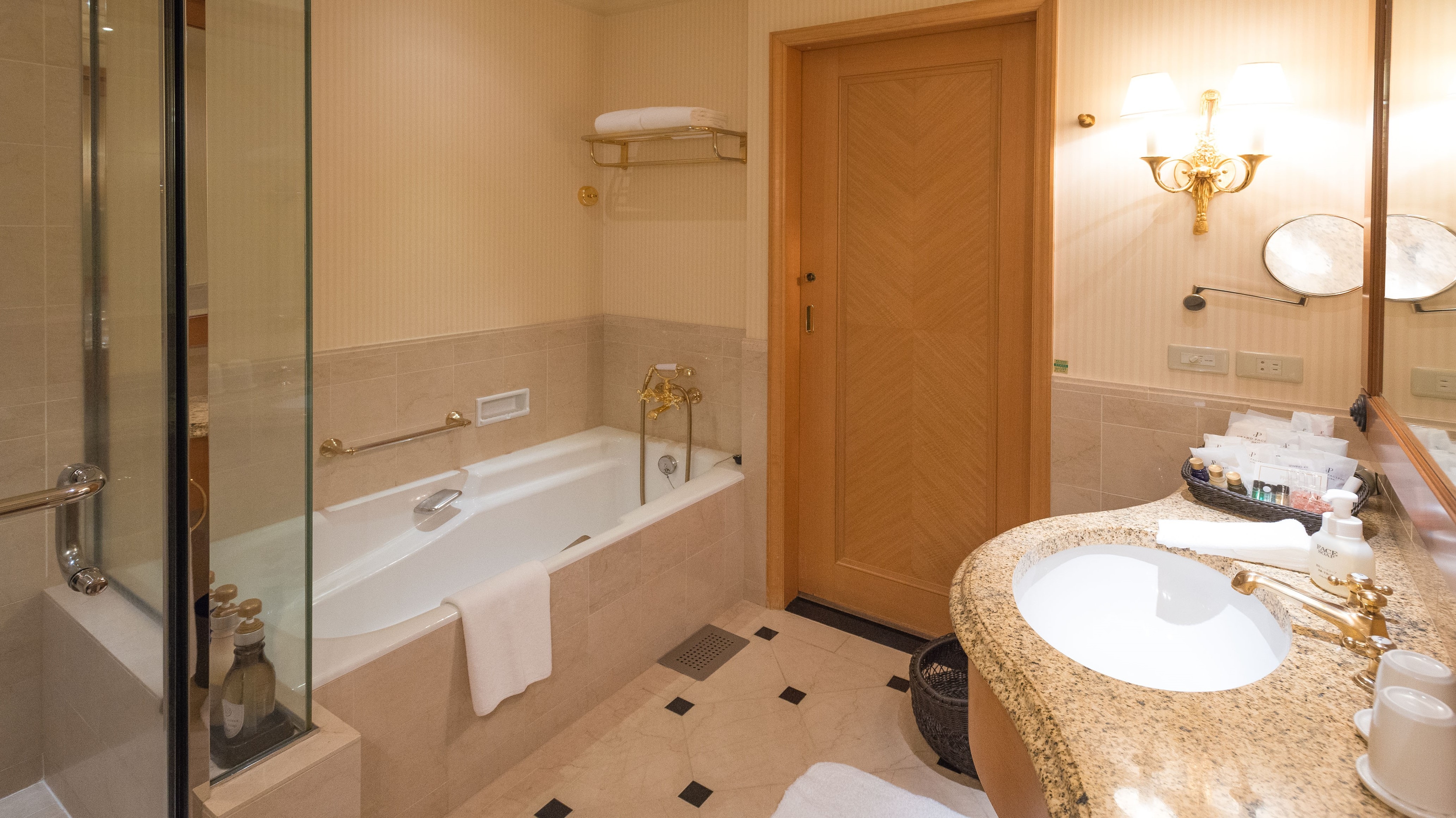 [Special floor] 27th and 28th floor bathroom (superior room)