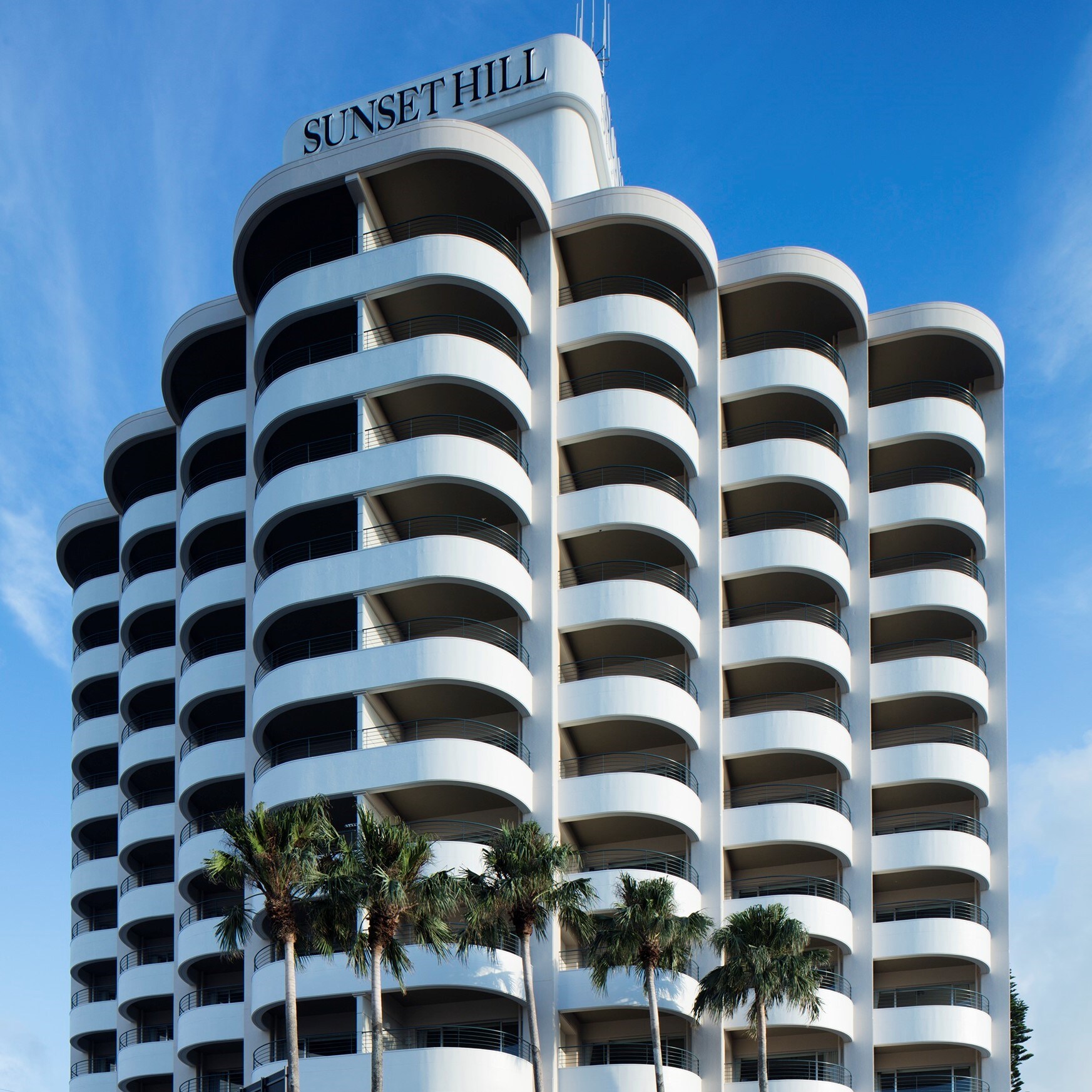 Hotel Sunset Hill exterior