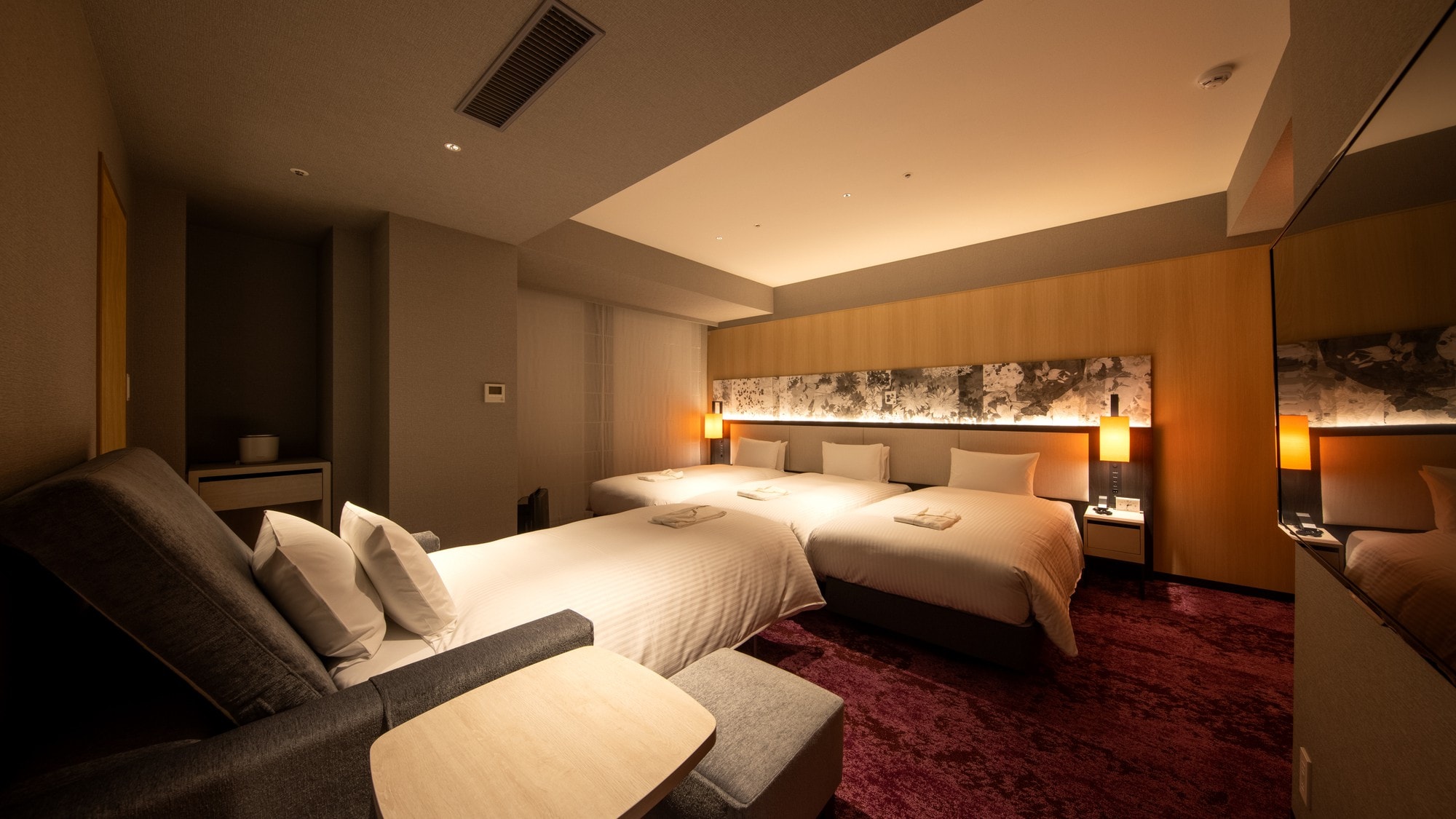 "Family room", a room that can accommodate up to 4 adults with the addition of a sofa bed * Limited to 1 room