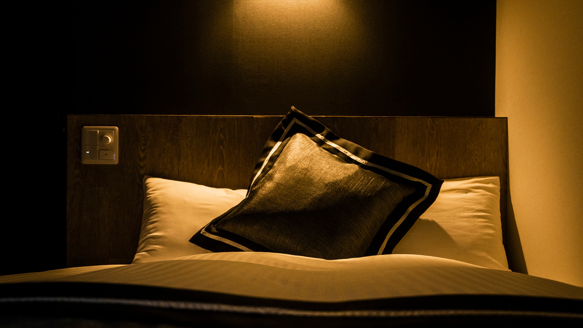 ◇ Semi-double room ◇ Bed width for 2 people: 120 cm