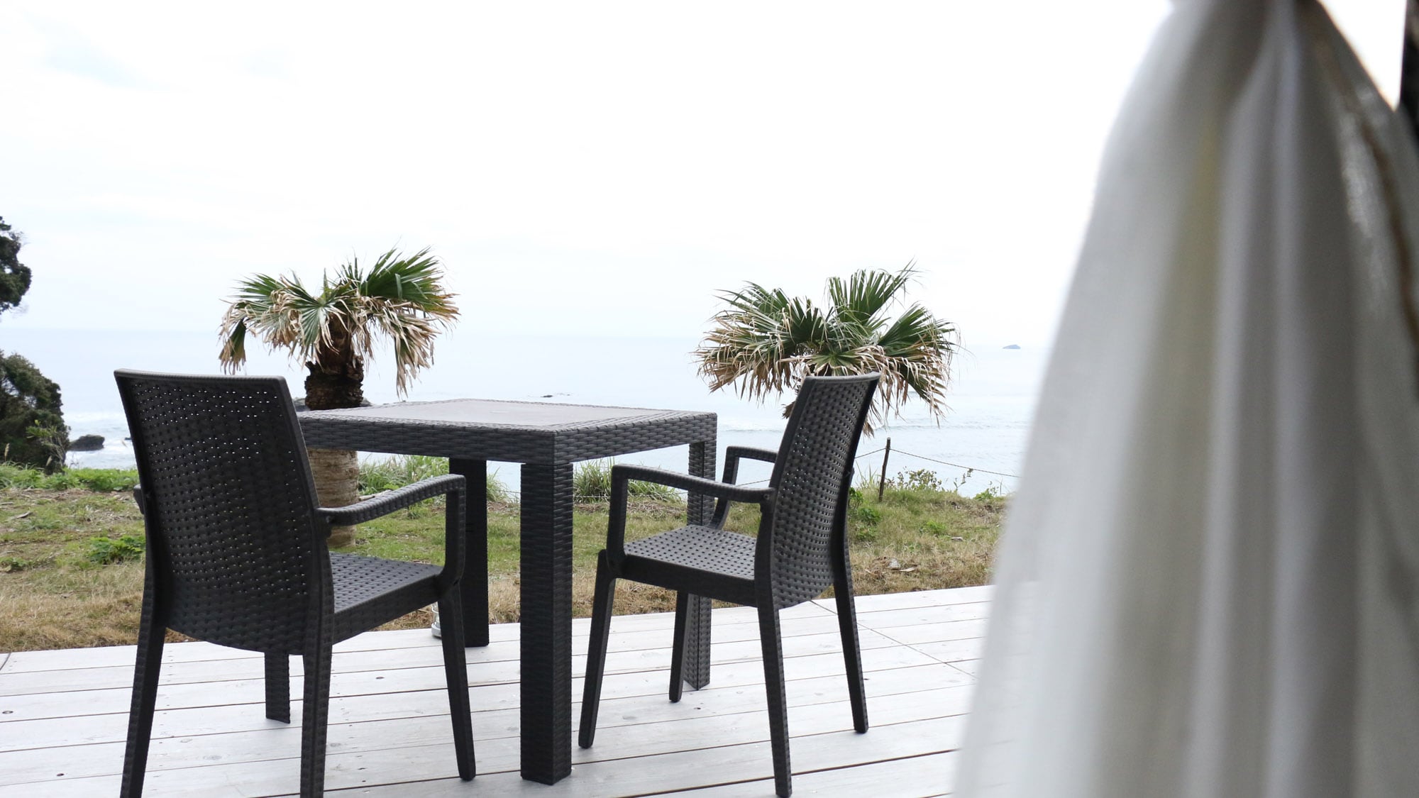 [ห้องทวินสไตล์ตะวันตก] เปิดหน้าต่างก็มองเห็นทะเล☆ มาพร้อมระเบียงเปิดโล่ง! -