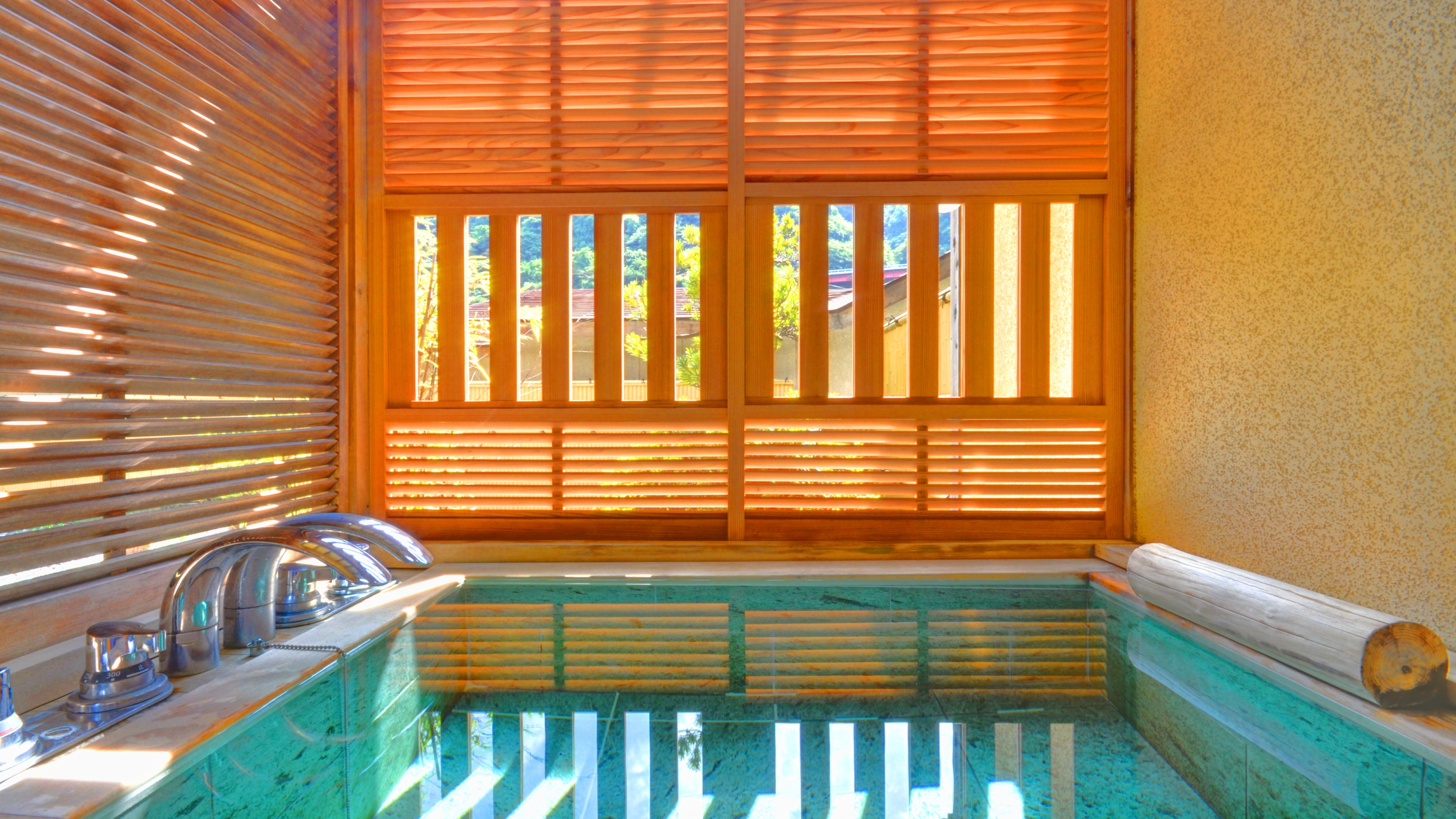 [Yuan - with open-air hot spring bath] Japanese-Western style room, 51 square meters