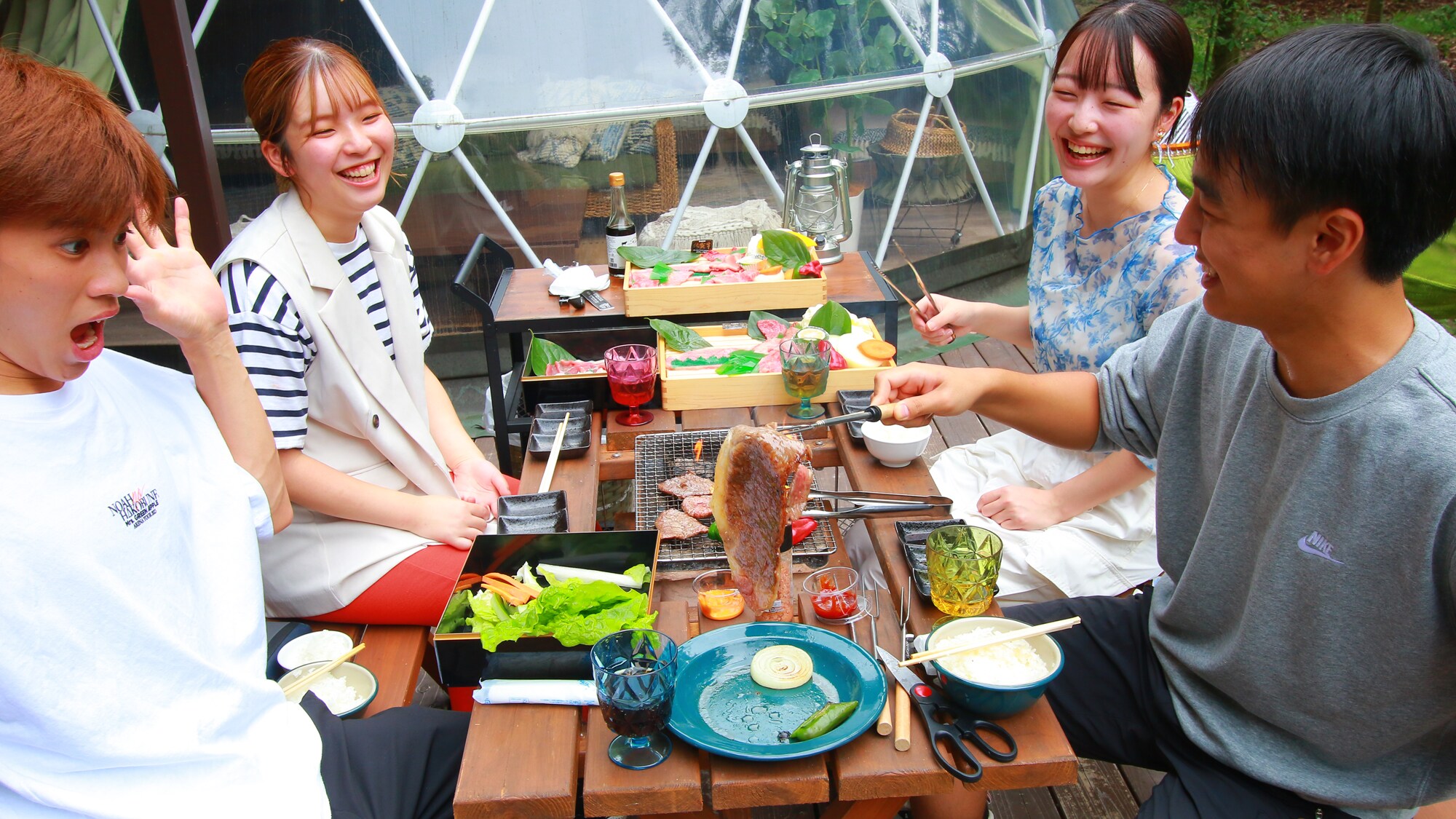A superb BBQ using specially selected Saga beef. Enjoy a BBQ course filled with Saga beef in the middle of nature.