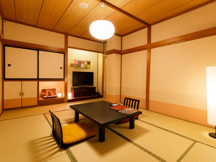 Kamar bergaya Jepang 10 tikar tatami