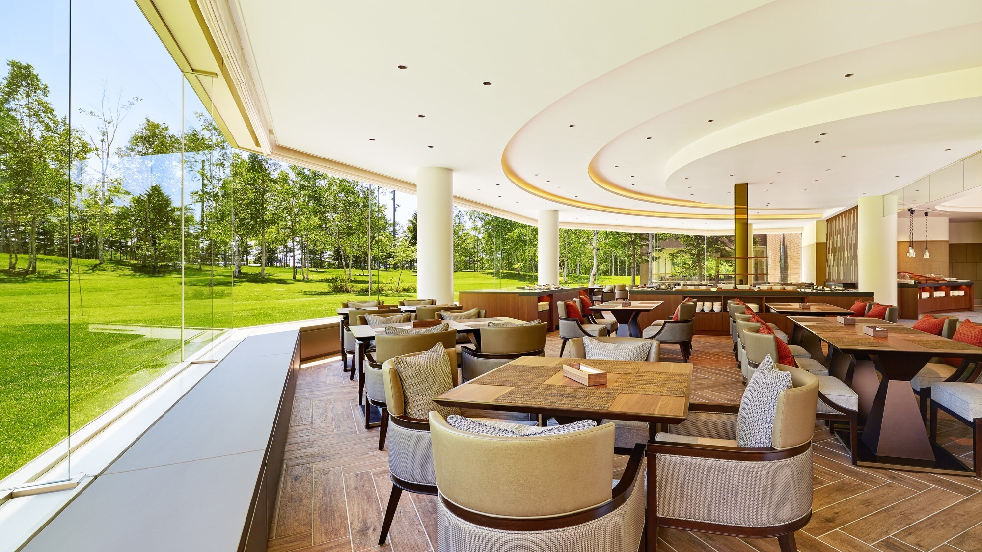 All-day dining atrium overlooking the park golf venue