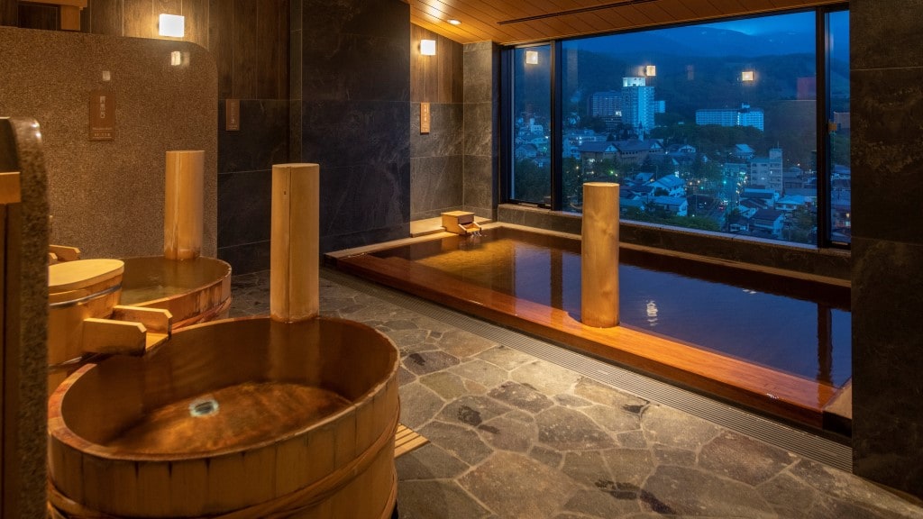 [View bath] Barrel bath, indoor bath